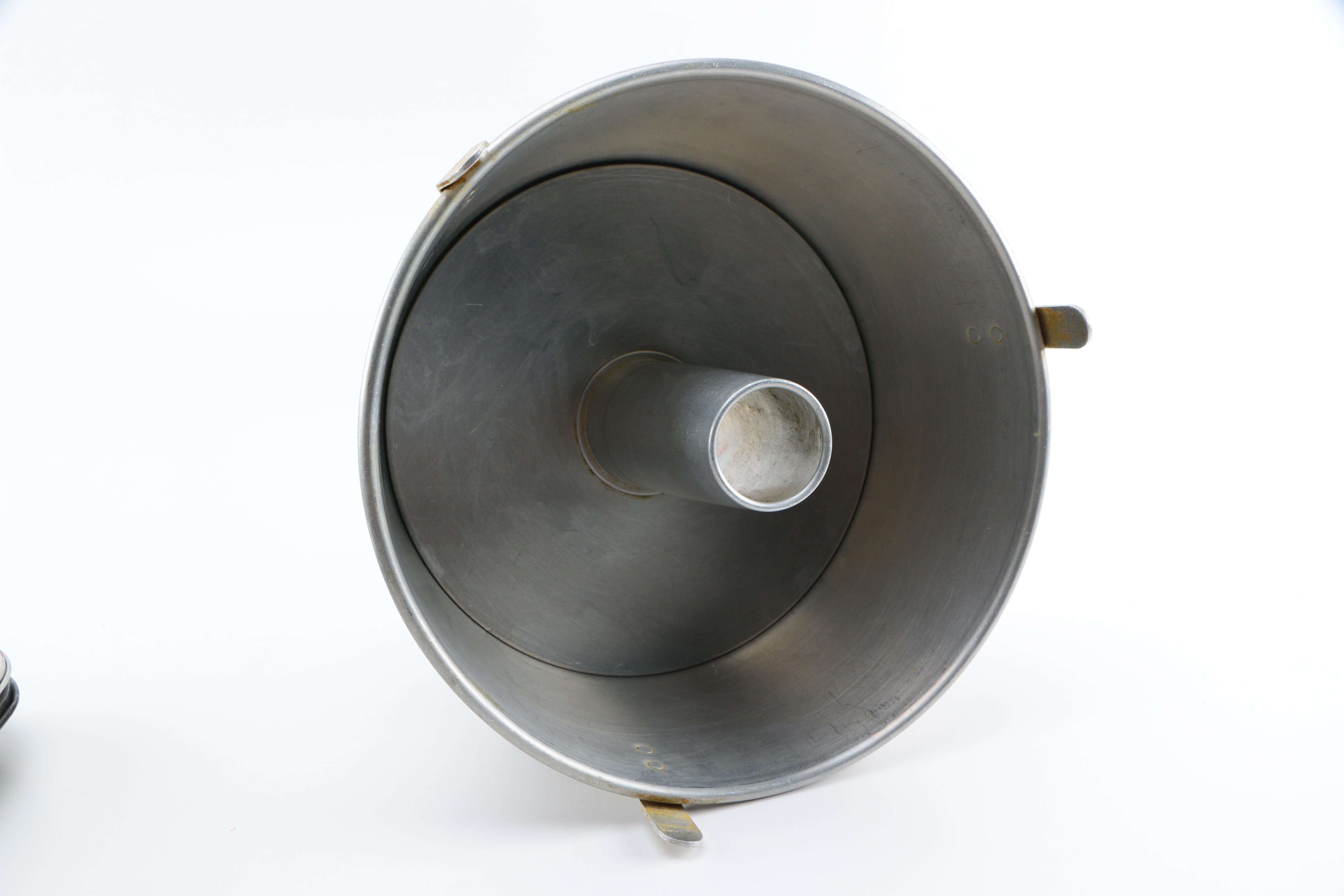 Baking Trays and Liners