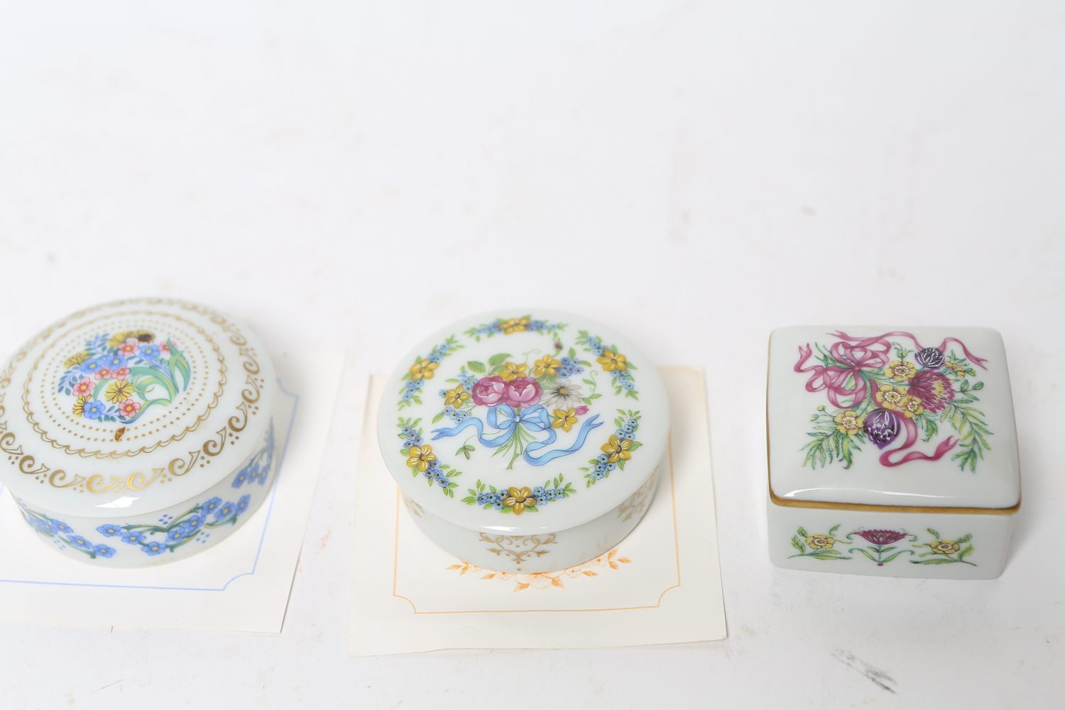 Vintage Cadeaux D'Amour Limoges Porcelain Trinket Boxes