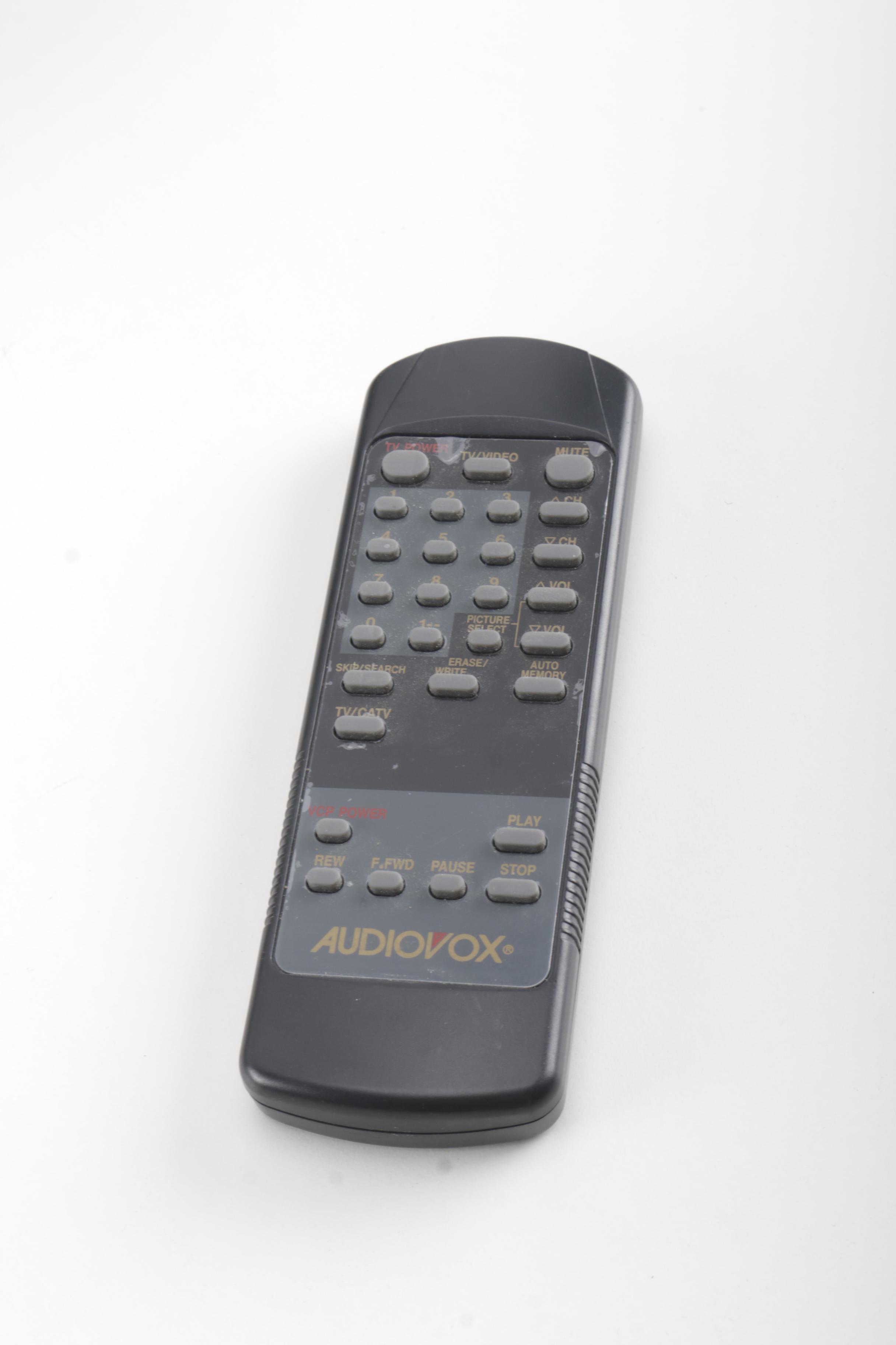 Audiovox AVP-6750M VHS Player with CA Speakers