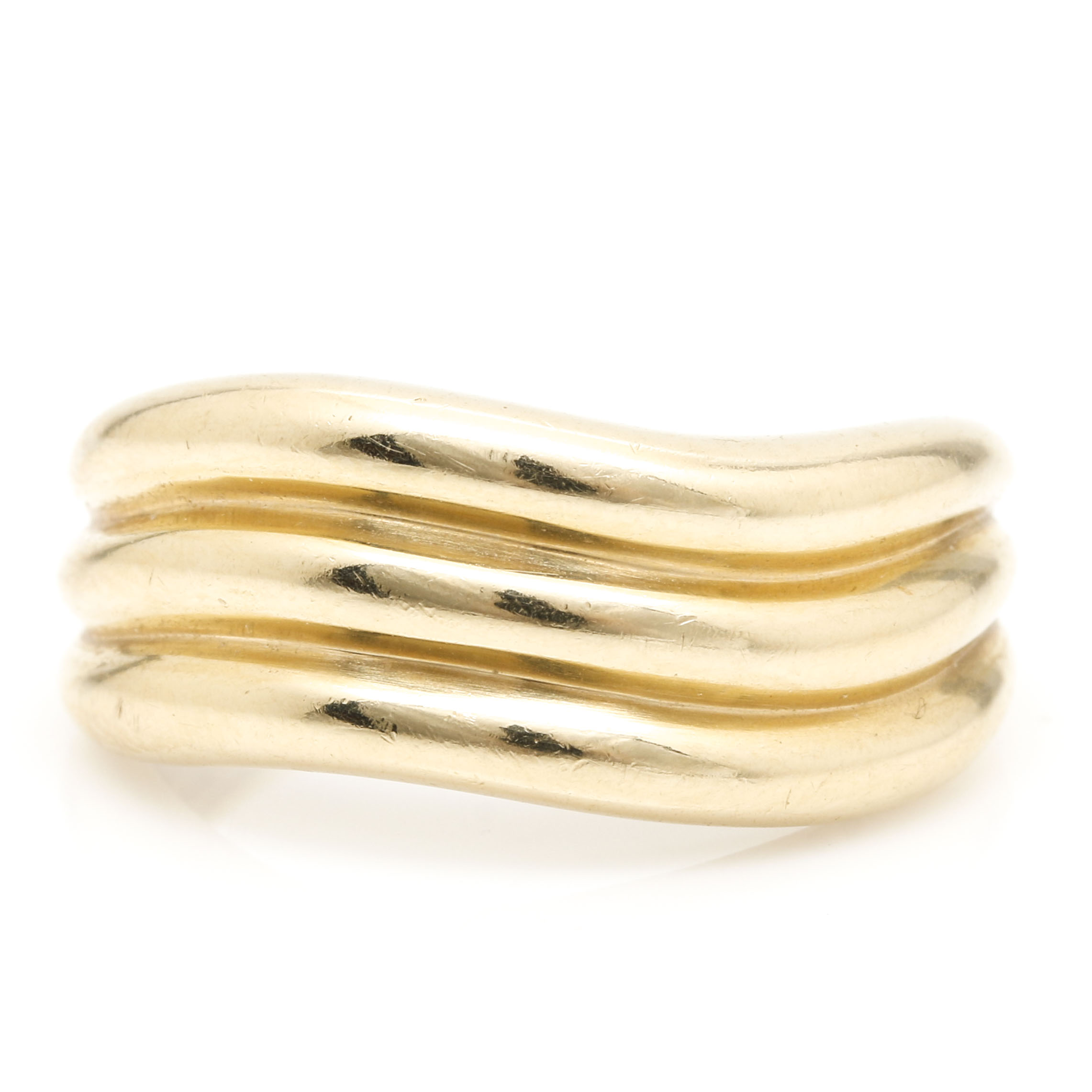 14K Yellow Gold Beveled Scalloped Ring