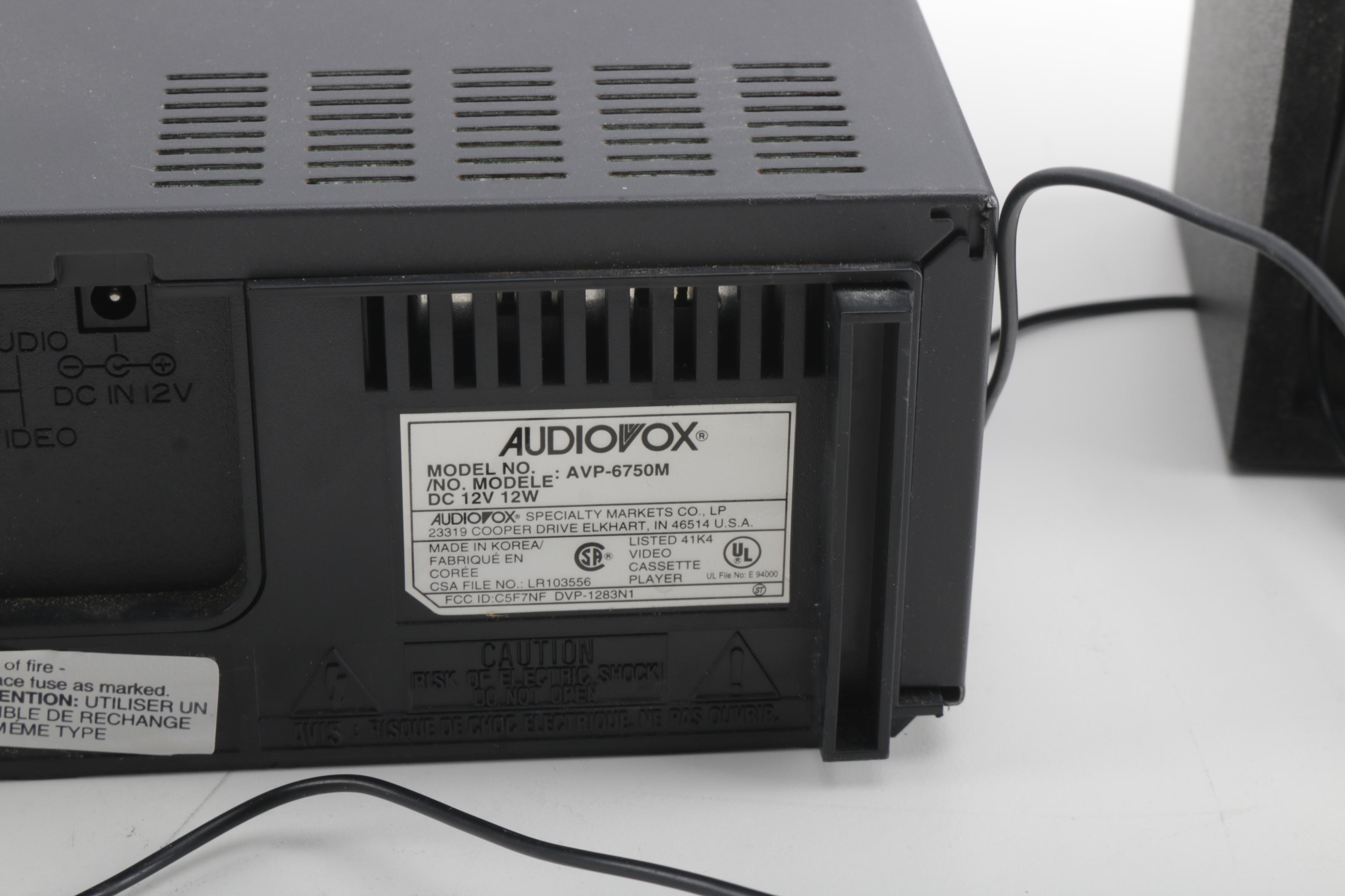 Audiovox AVP-6750M VHS Player with CA Speakers