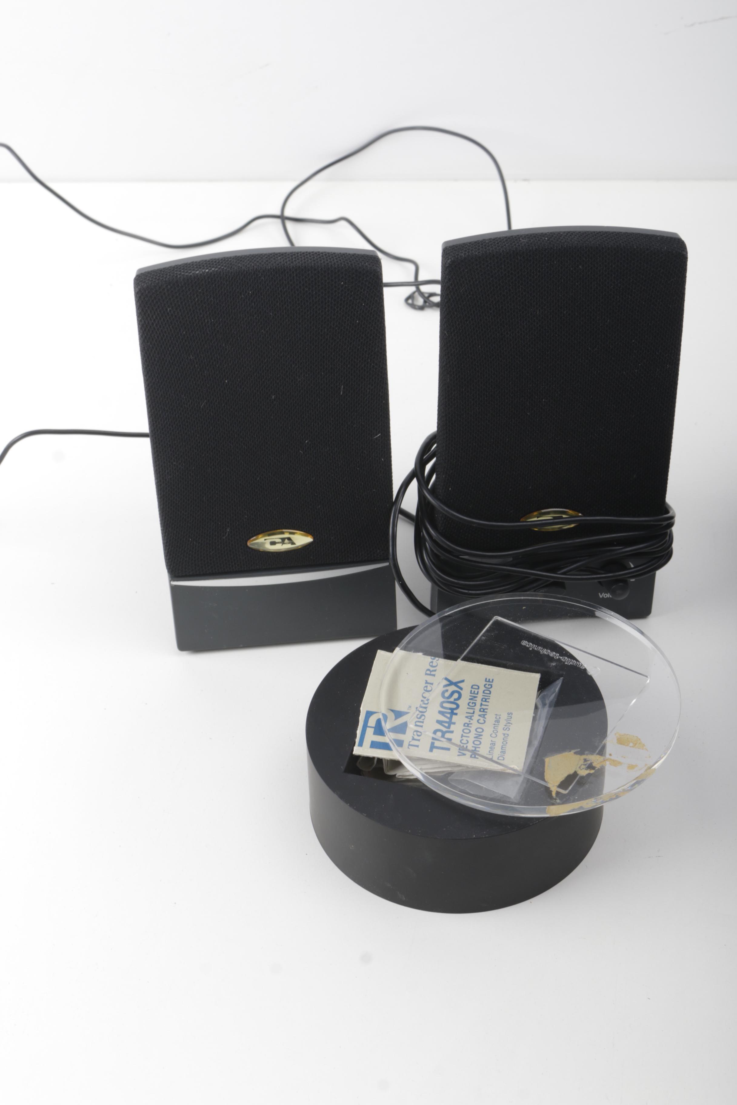 Audiovox AVP-6750M VHS Player with CA Speakers