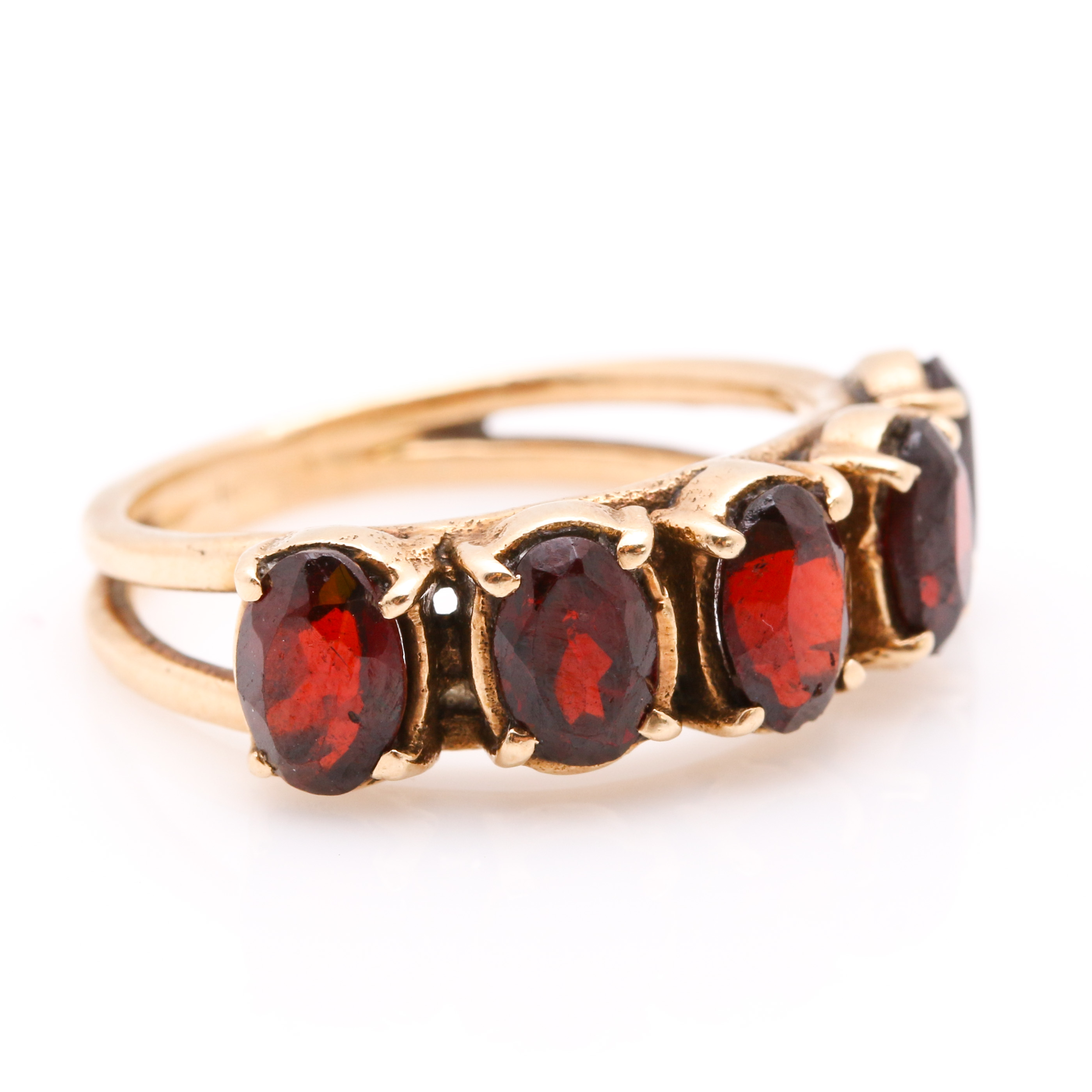 14K Yellow Gold Garnet Ring
