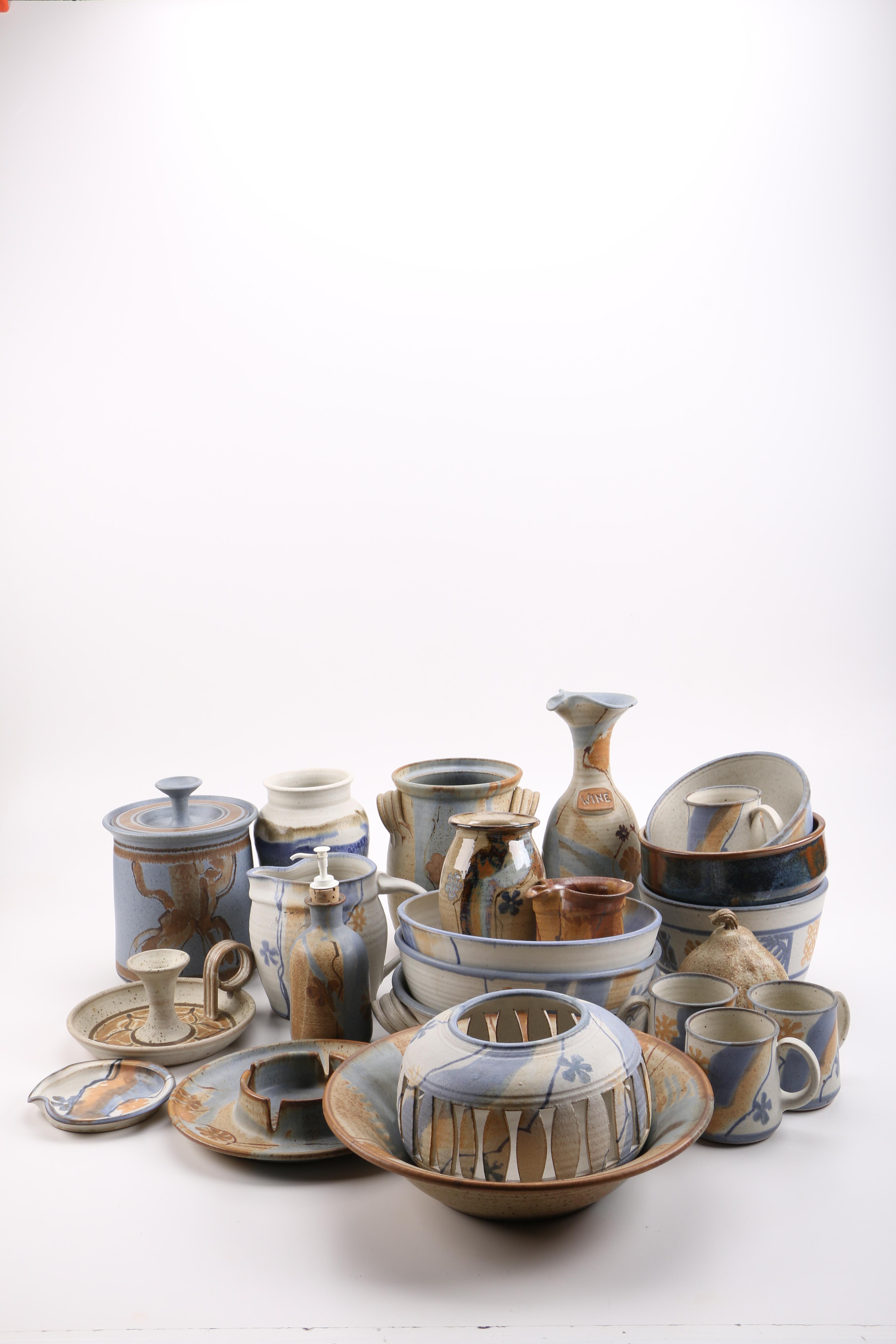 Wishon-Harrell and Paschal Pottery Collection