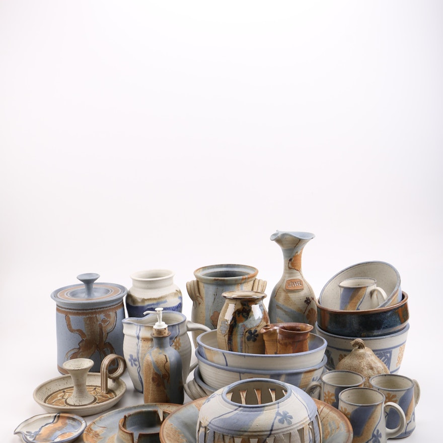 Wishon-Harrell and Paschal Pottery Collection