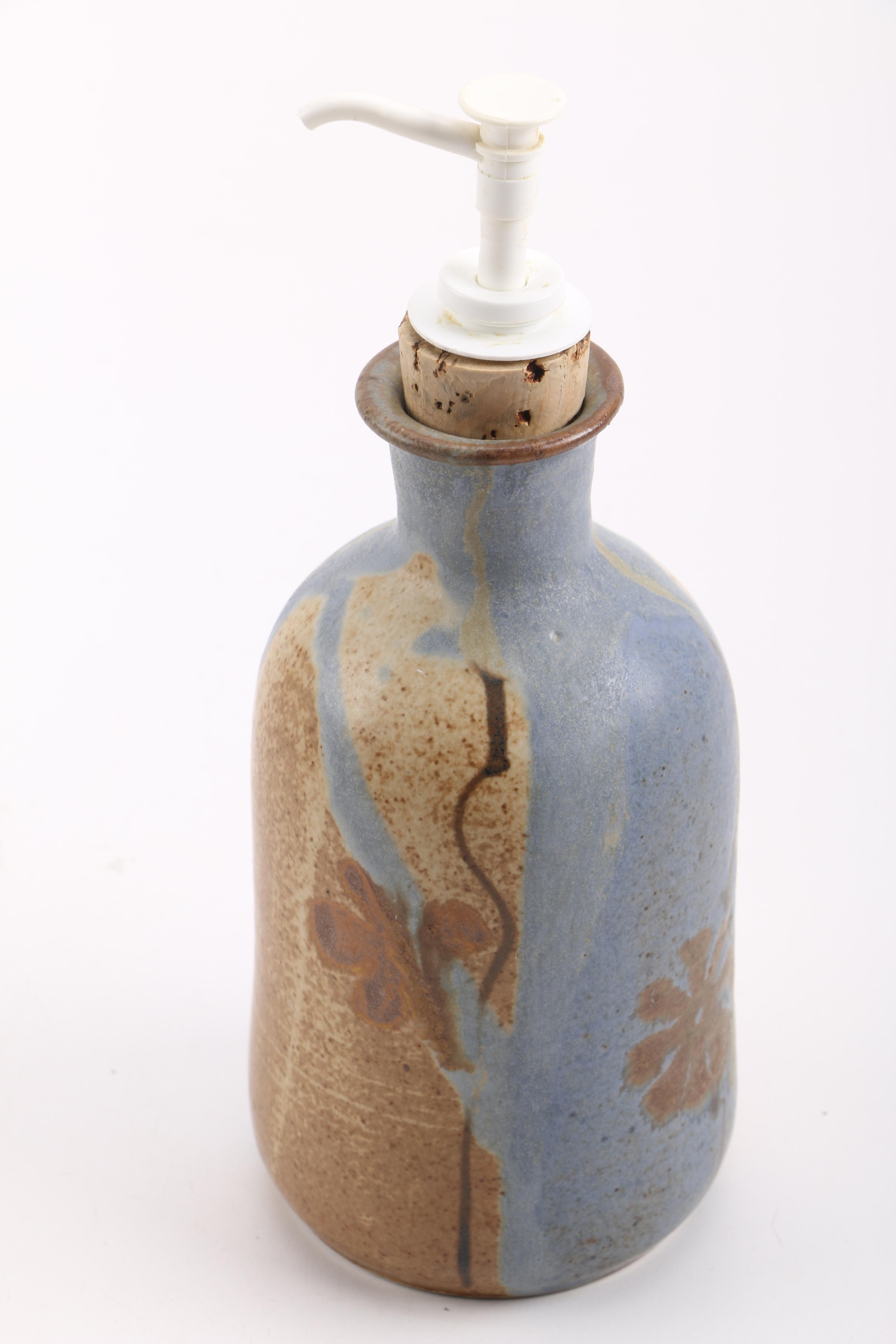 Wishon-Harrell and Paschal Pottery Collection