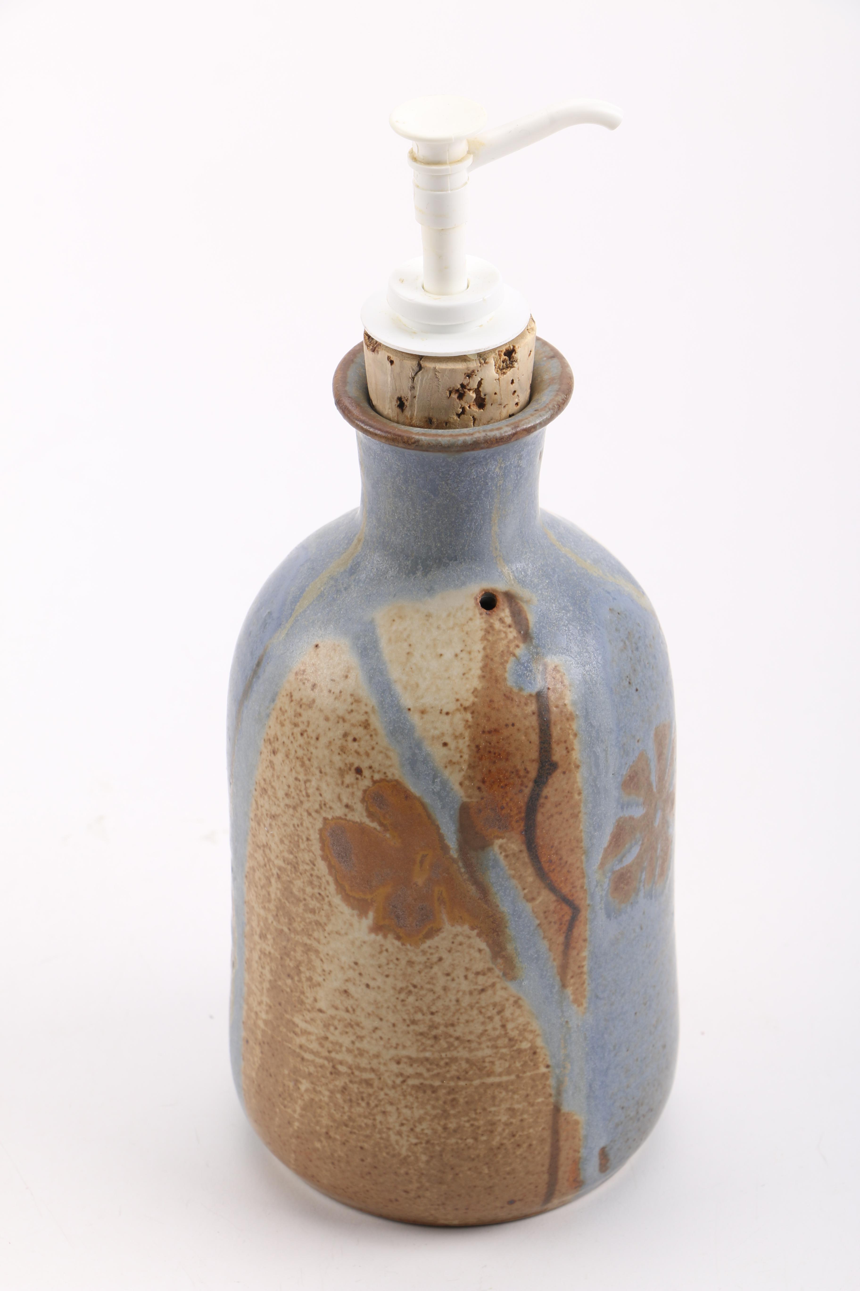 Wishon-Harrell and Paschal Pottery Collection