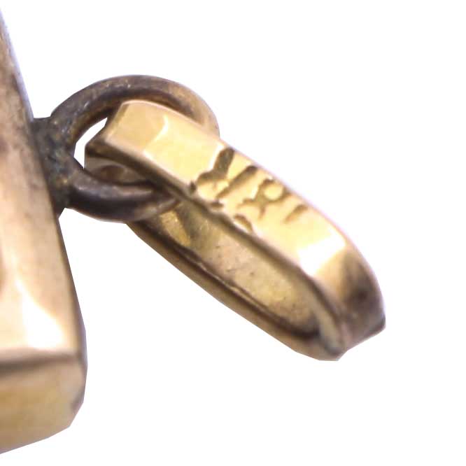 18K Yellow Gold Pendant