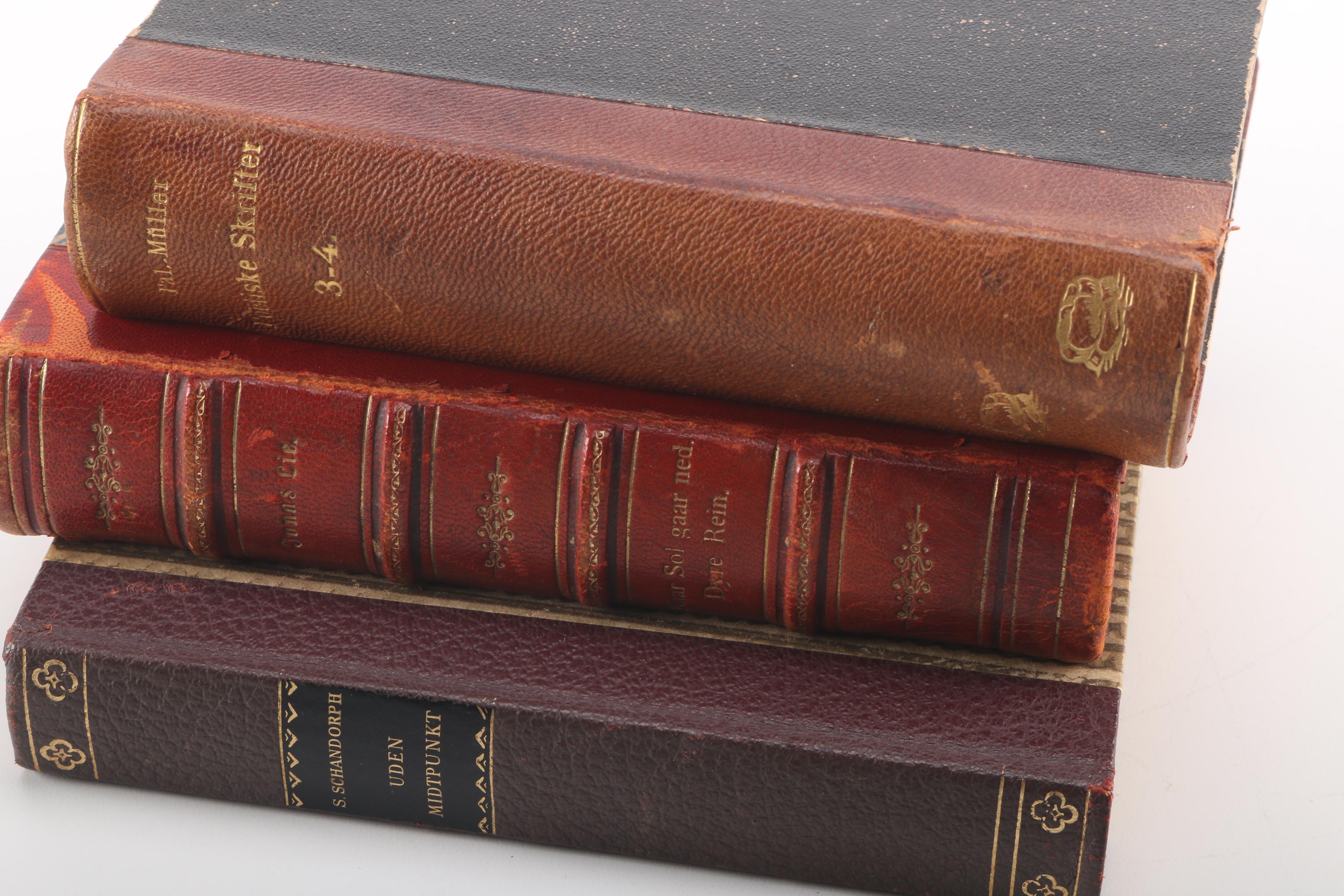 Antique and 20th Century Danish Texts