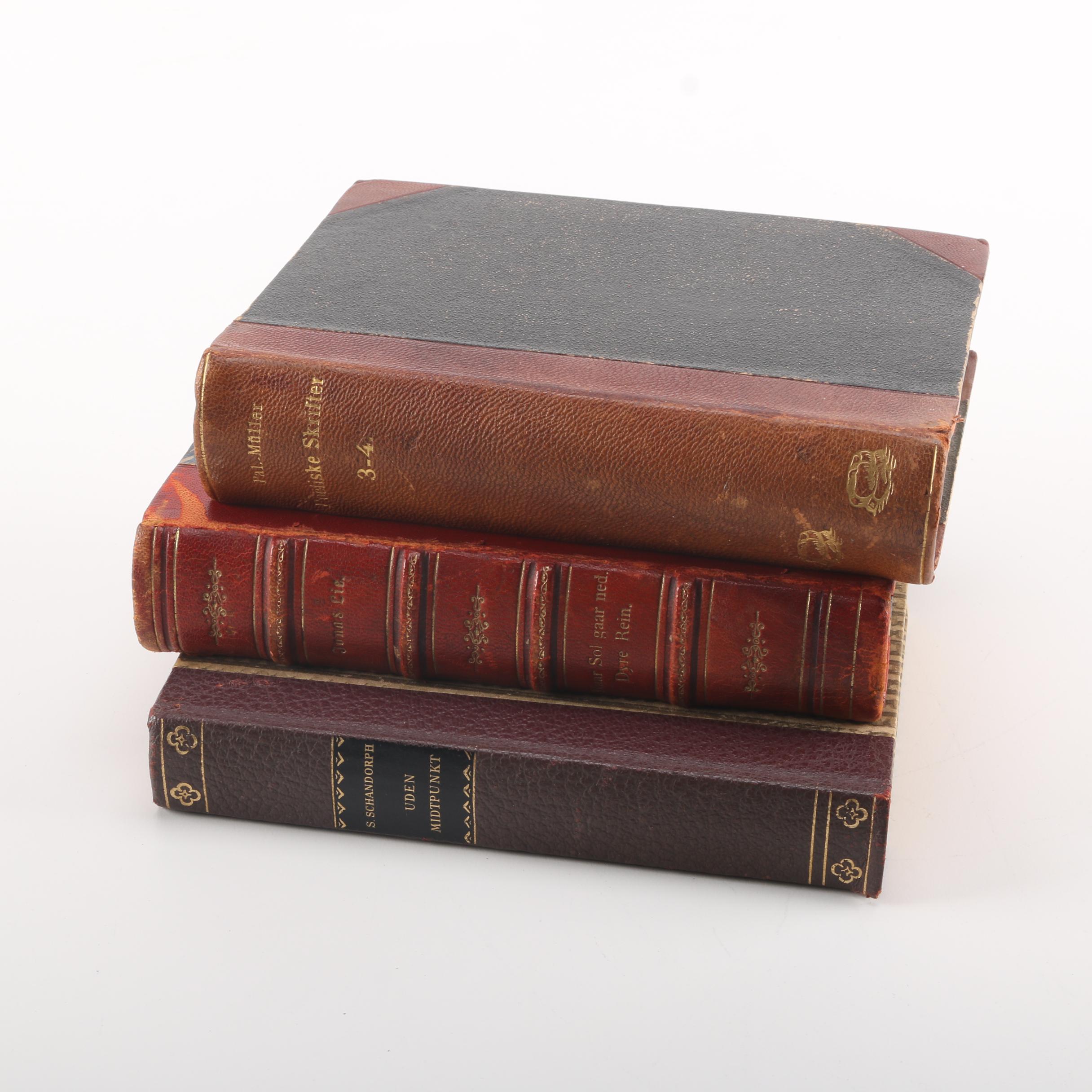 Antique and 20th Century Danish Texts