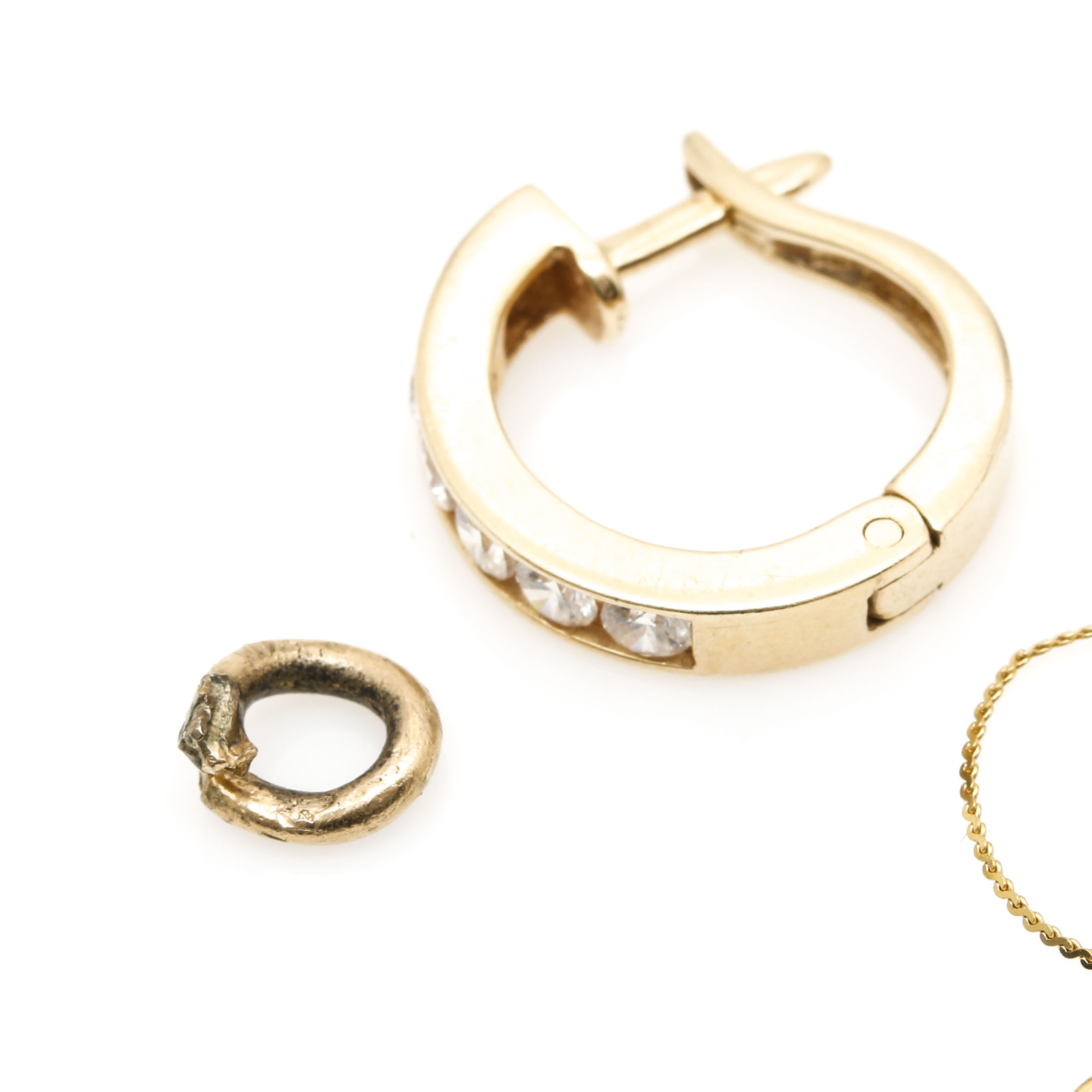 Assorted Scrap Yellow Gold Pieces