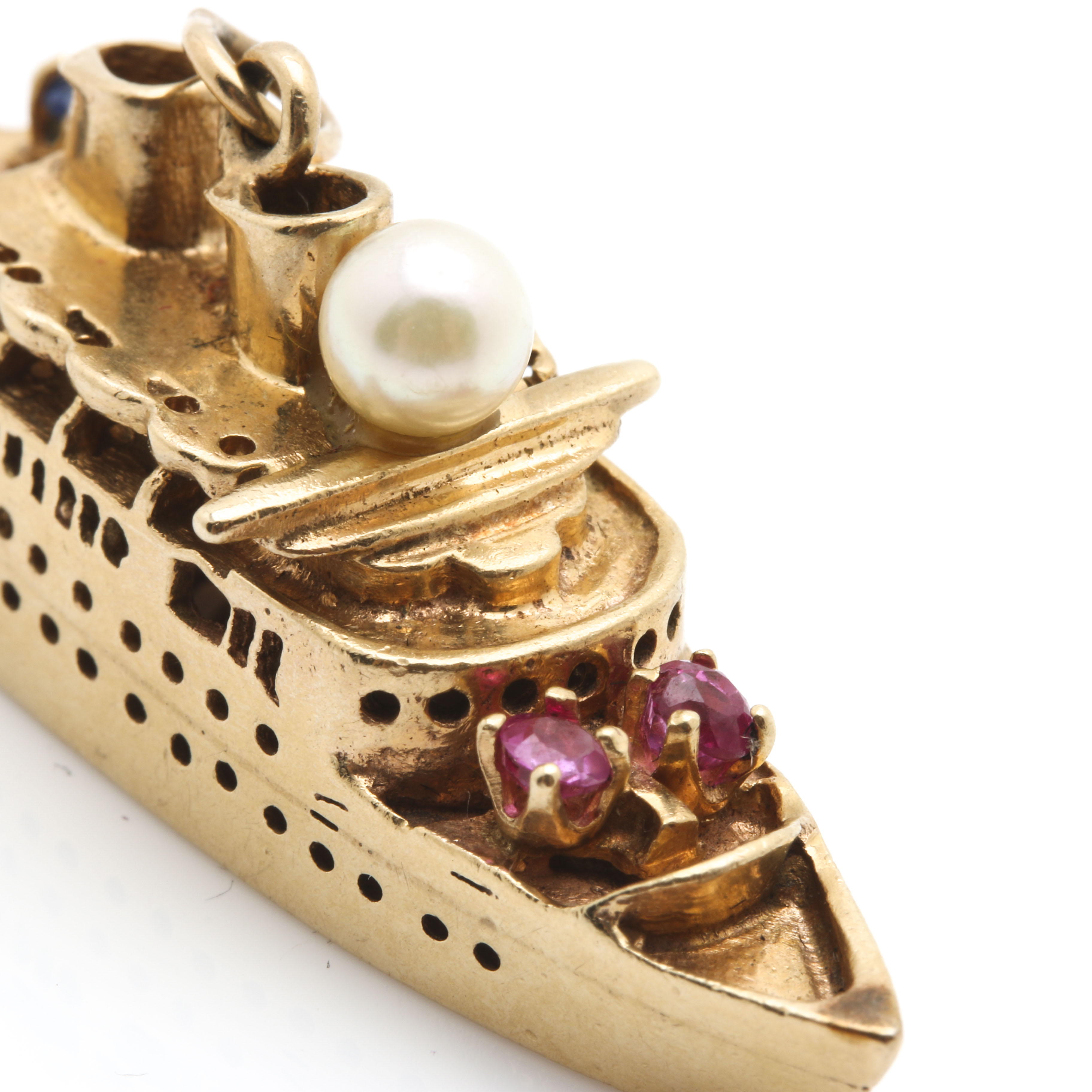 14K Yellow Gold Gemstone Cruise Liner Pendant