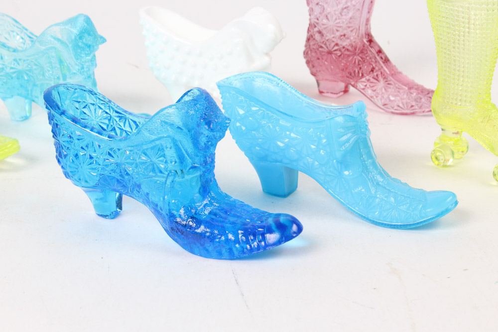 Fenton Glass Shoes Including Vaseline Glass