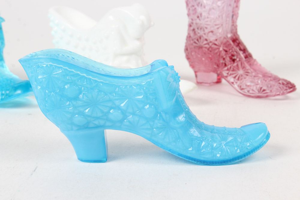 Fenton Glass Shoes Including Vaseline Glass