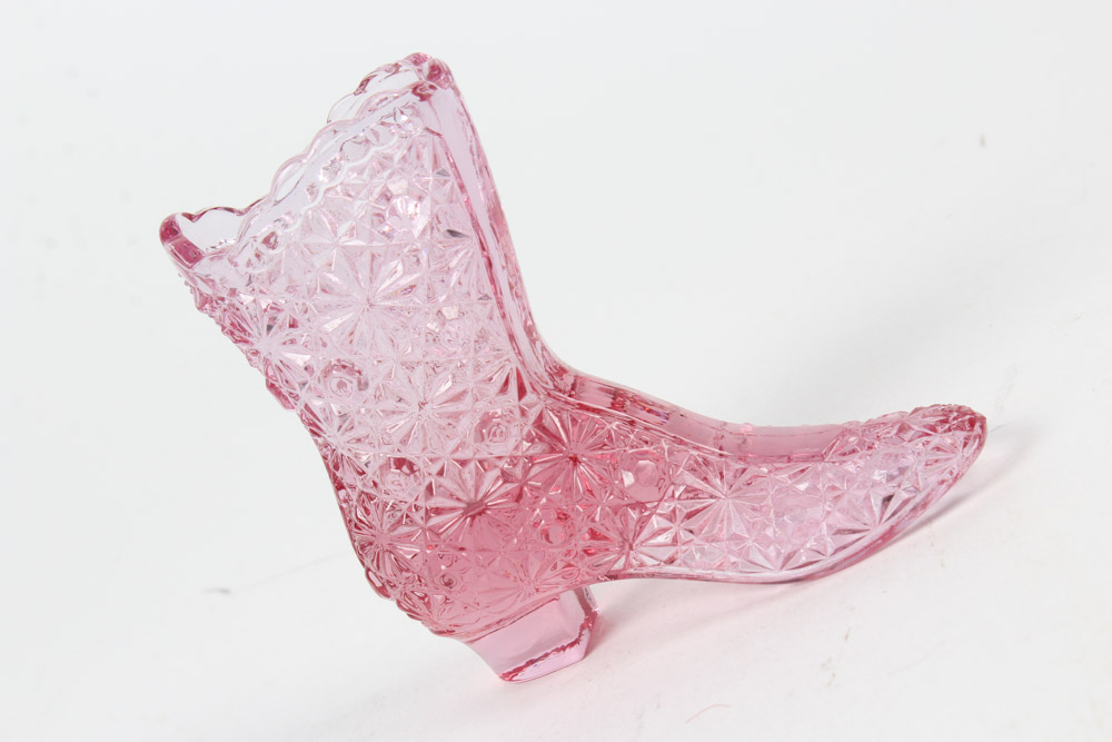 Fenton Glass Shoes Including Vaseline Glass