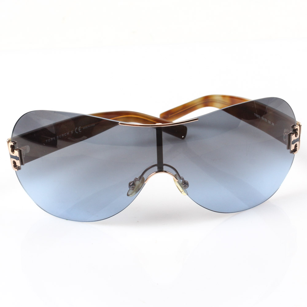 Tory Burch Aviator Sunglasses with Tortoiseshell Patterned Case
