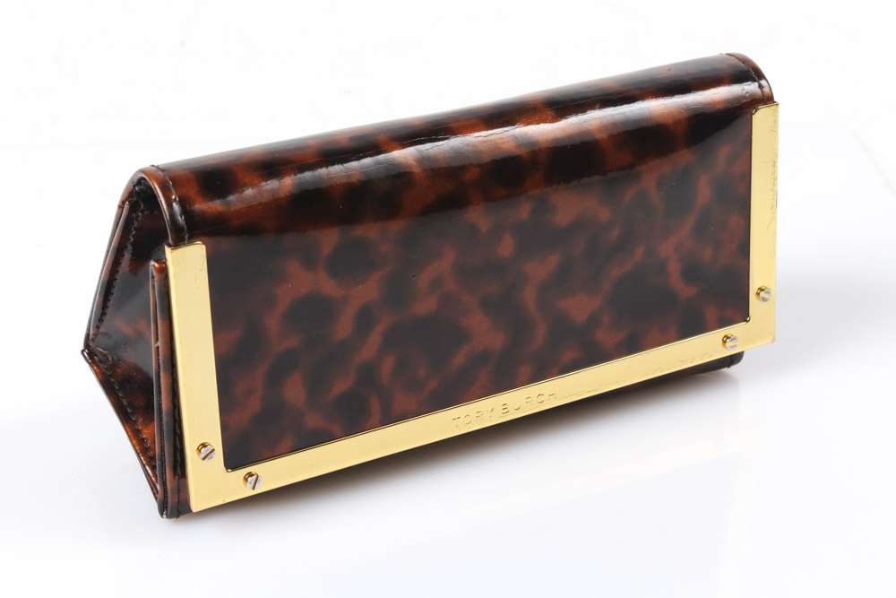 Tory Burch Aviator Sunglasses with Tortoiseshell Patterned Case