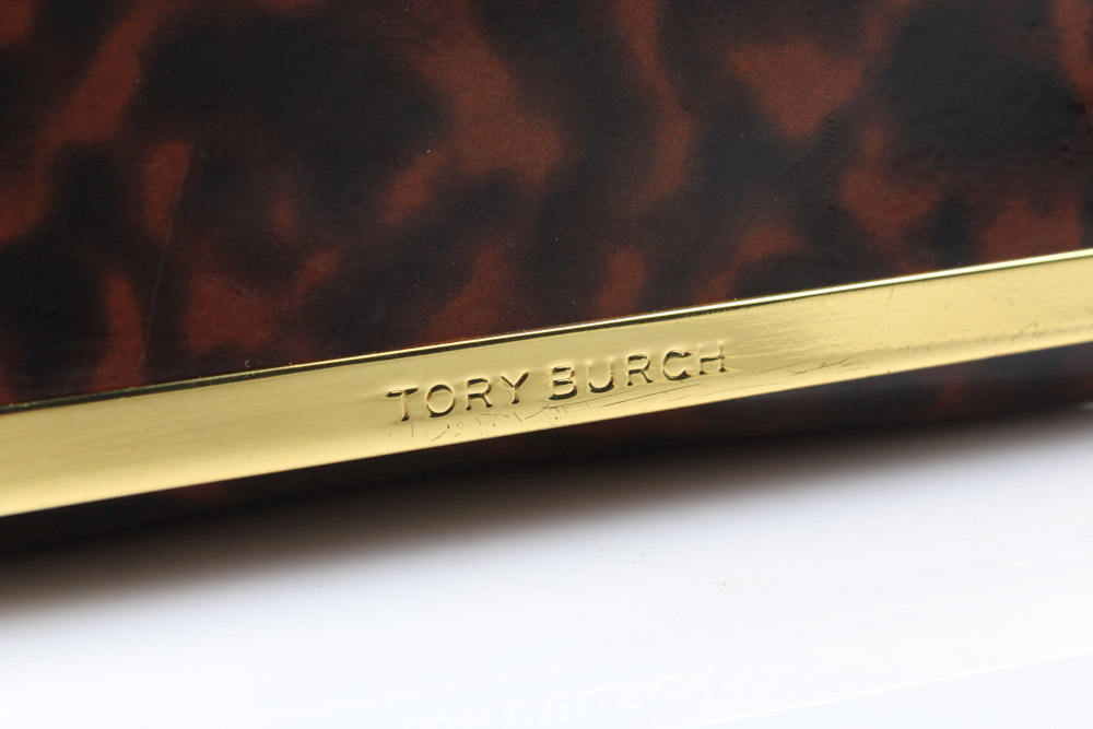 Tory Burch Aviator Sunglasses with Tortoiseshell Patterned Case