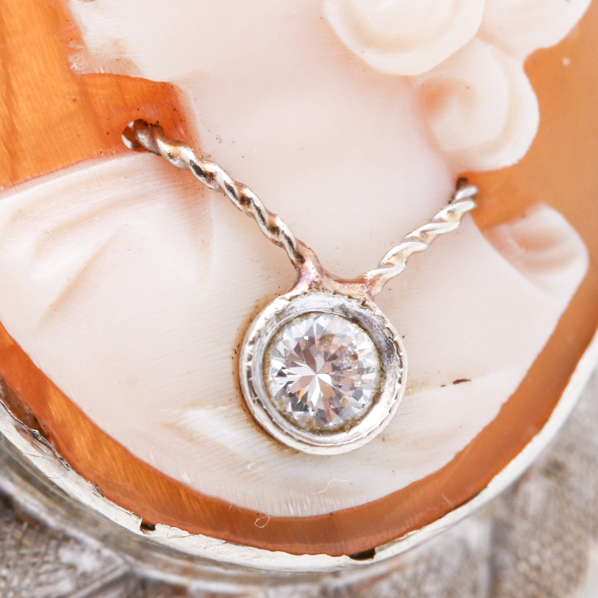 14K White Gold Vintage Habille Cameo Ring