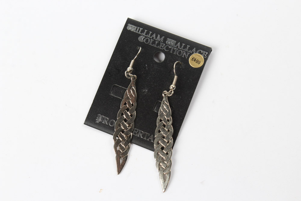 Costume Jewelry and Tray Assortment