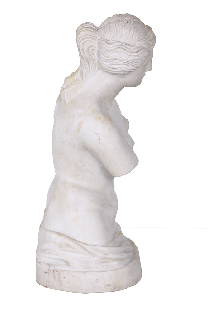 Venus de Milo statue