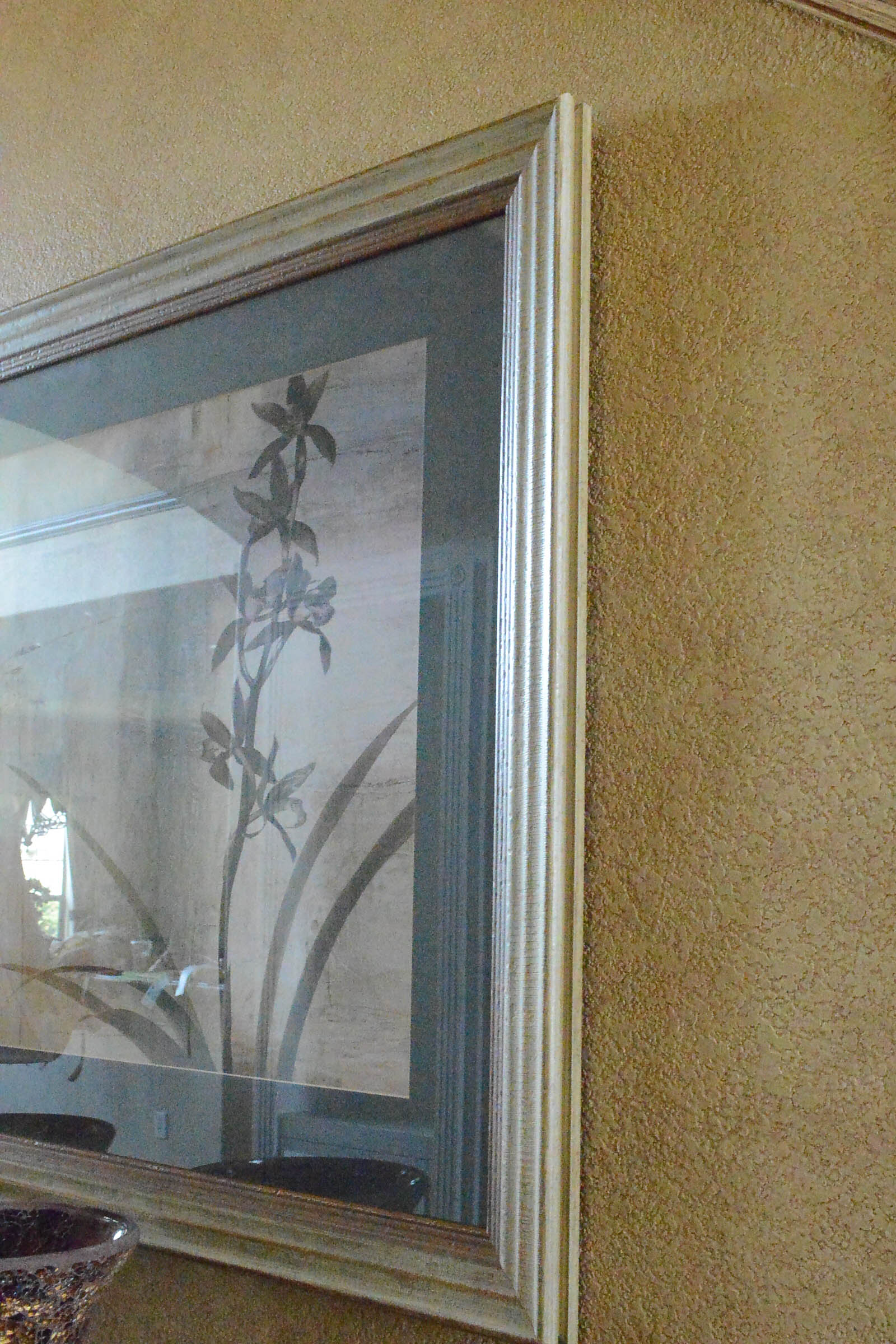 Pair of Decorative Botanical Prints