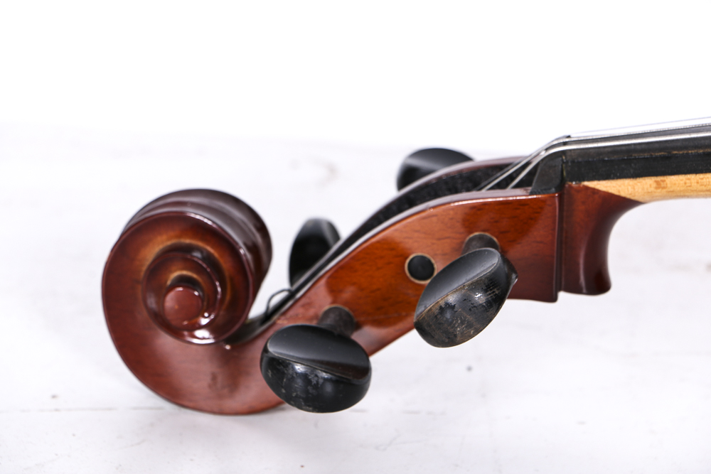 Boosey & Hawkes Model 400 Cello