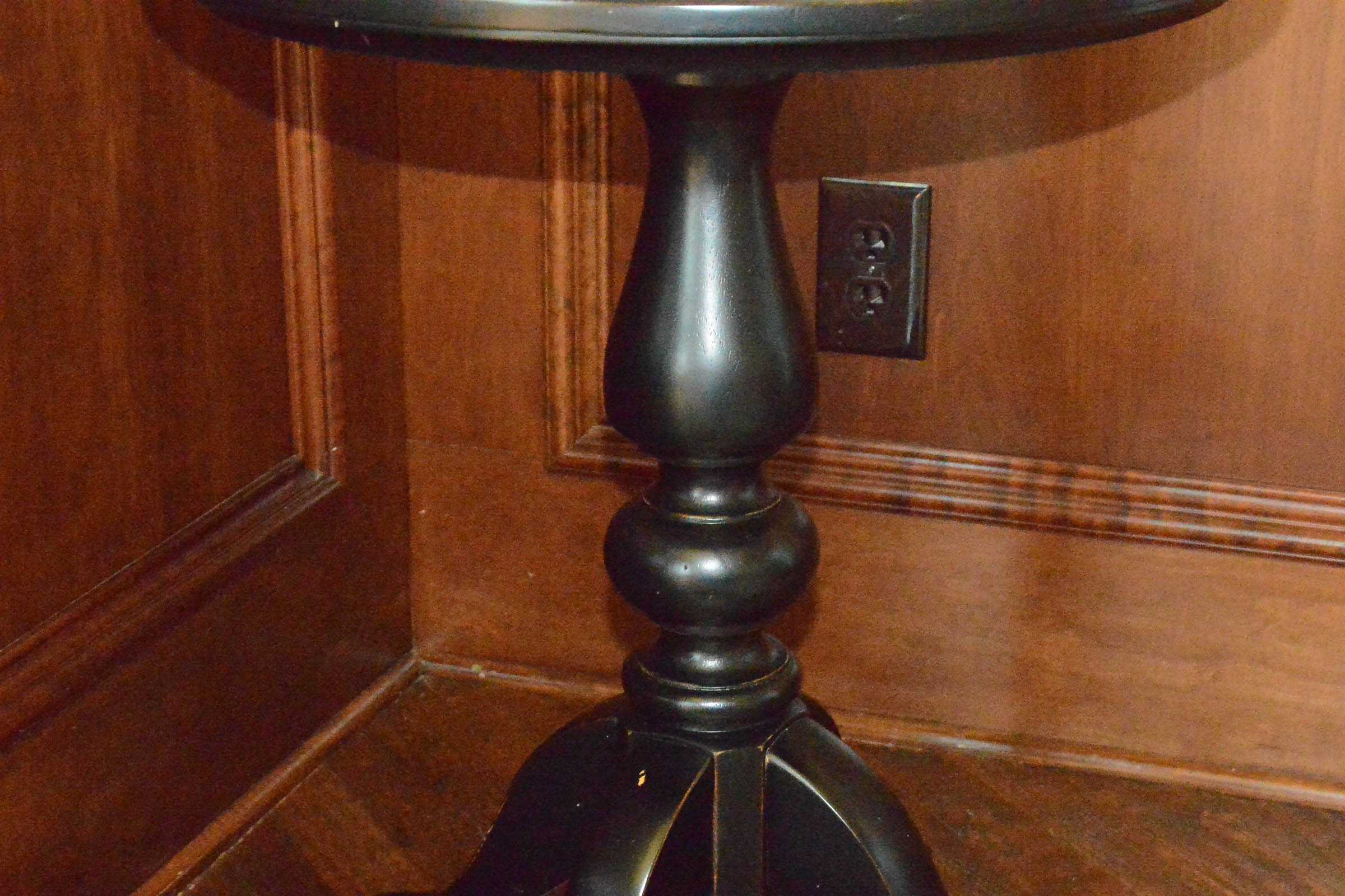 Wooden Side Accent Table