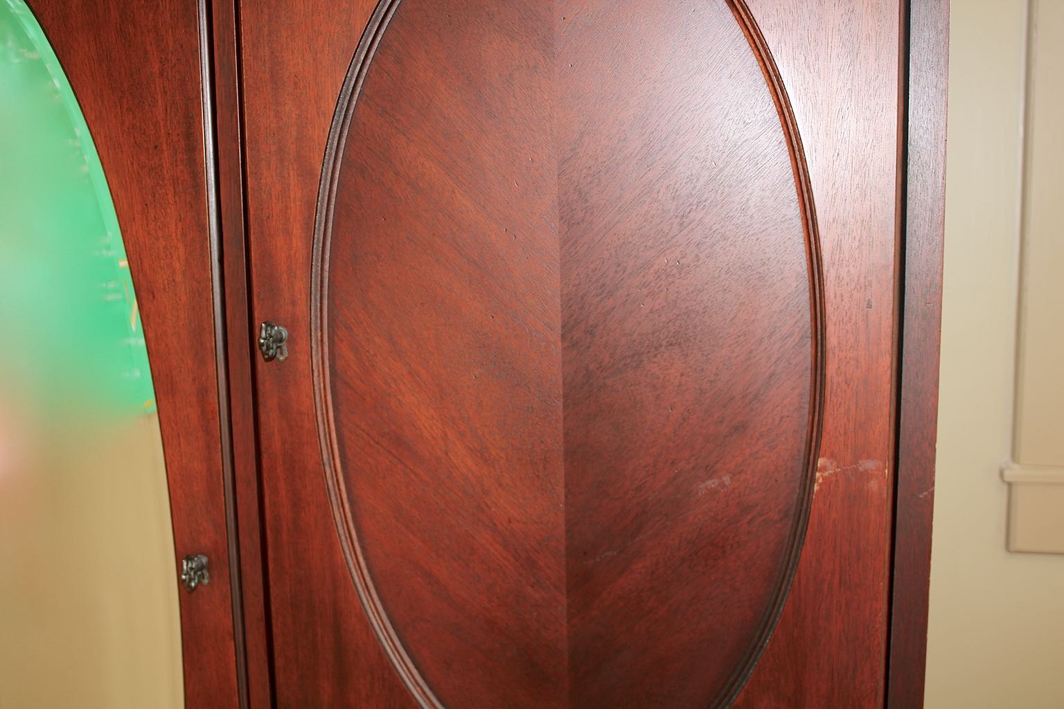 Lexington Vintage Wardrobe