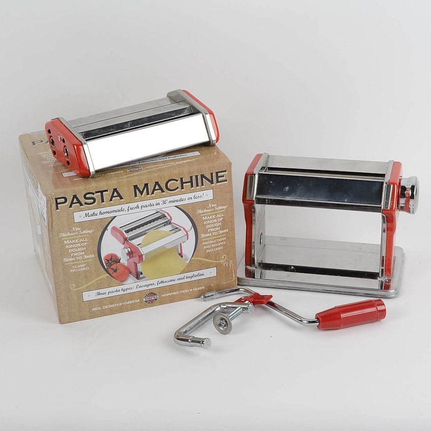 "Pasta Machine" Pasta Maker in Box