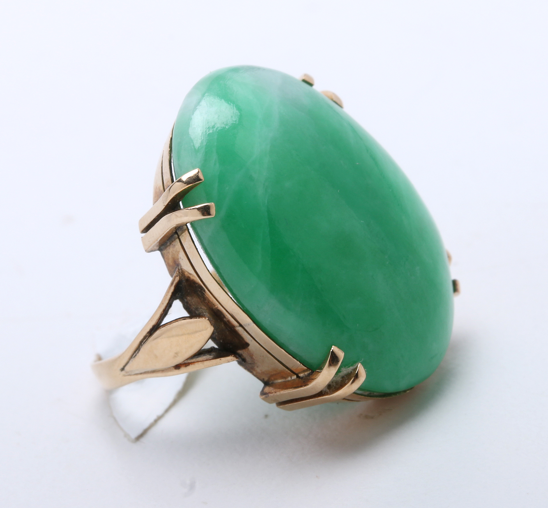 Apple Green Jadeite Oval Cabochon Ring in 14K Yellow Gold