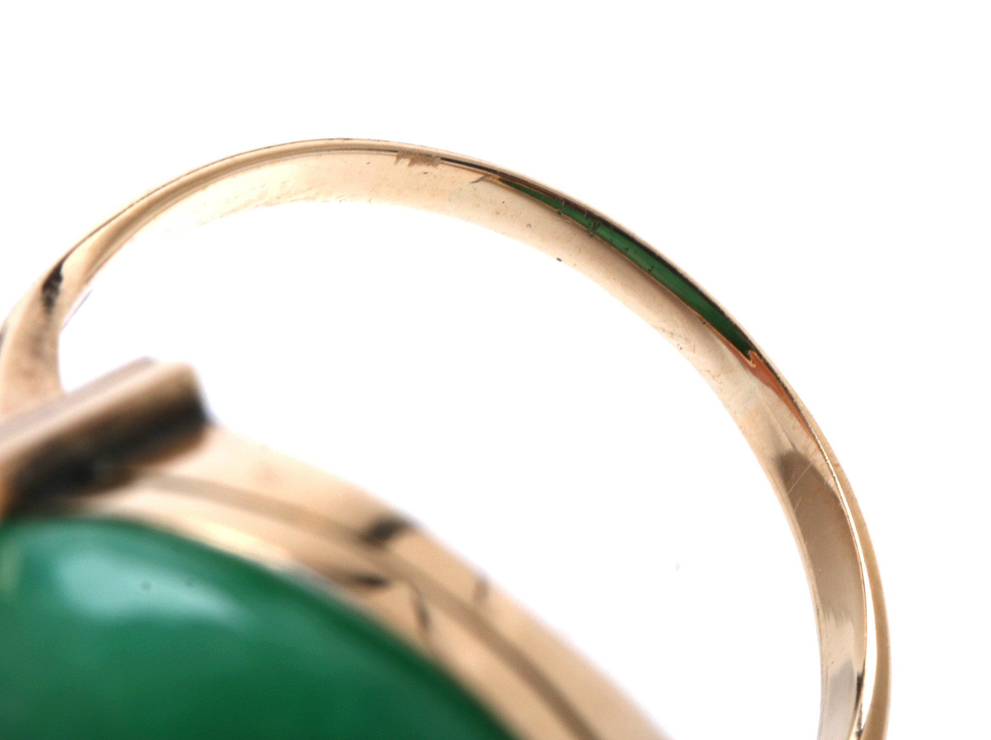 Apple Green Jadeite Oval Cabochon Ring in 14K Yellow Gold