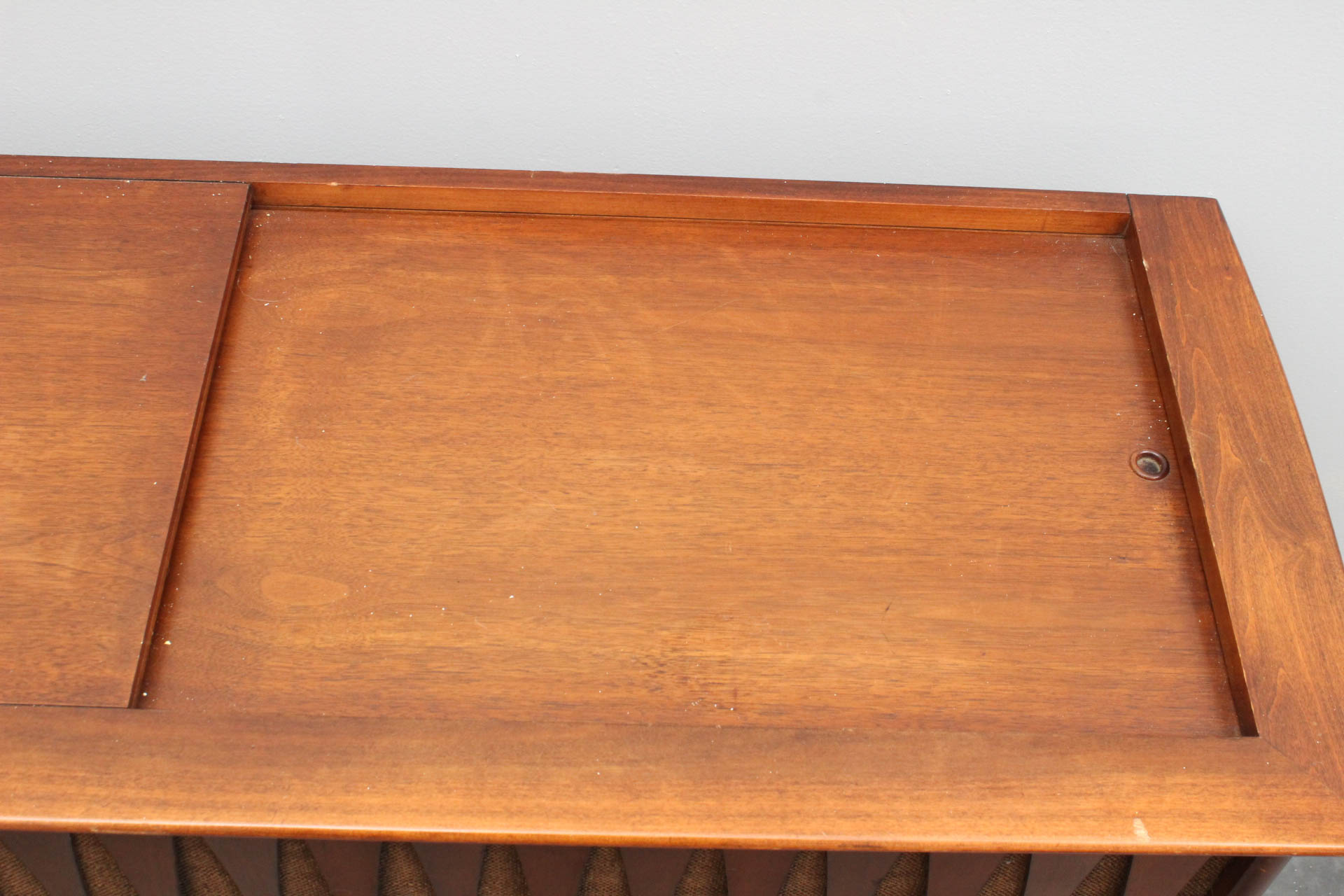 Mid Century Modern RCA Victor Victrola Stereo Console