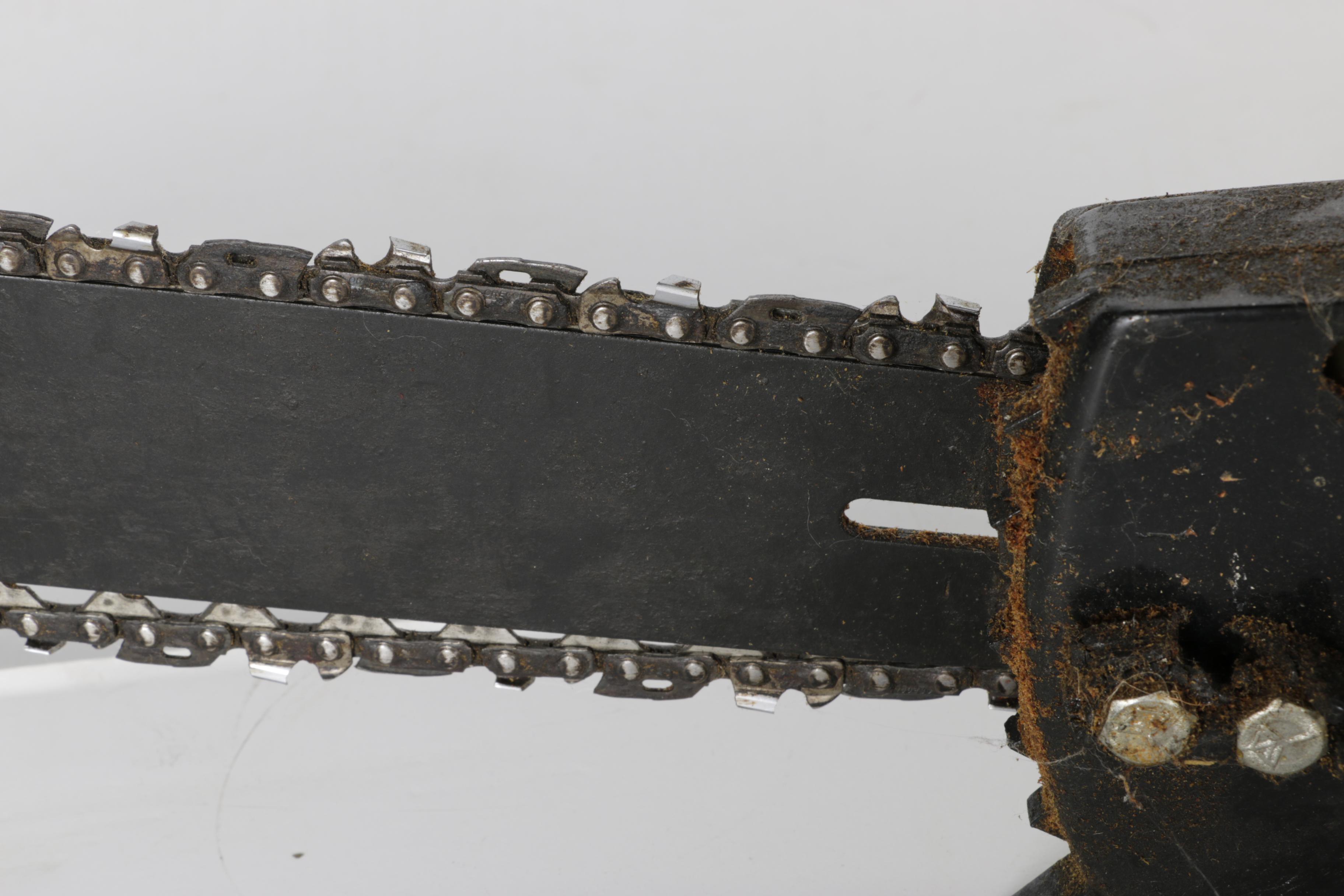 Remington Electric Chainsaw