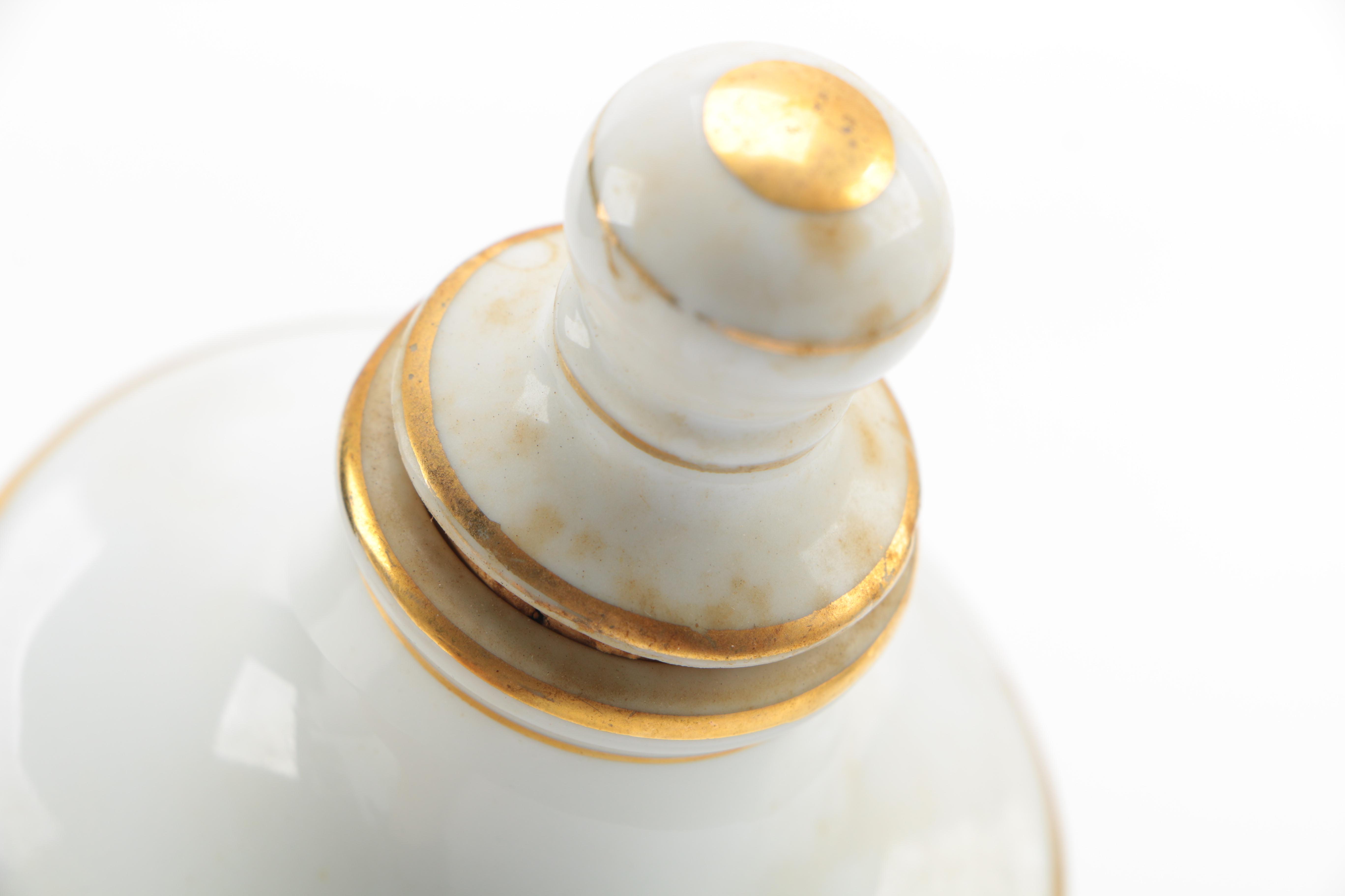 Vintage Porcelain Vanity Jar Set