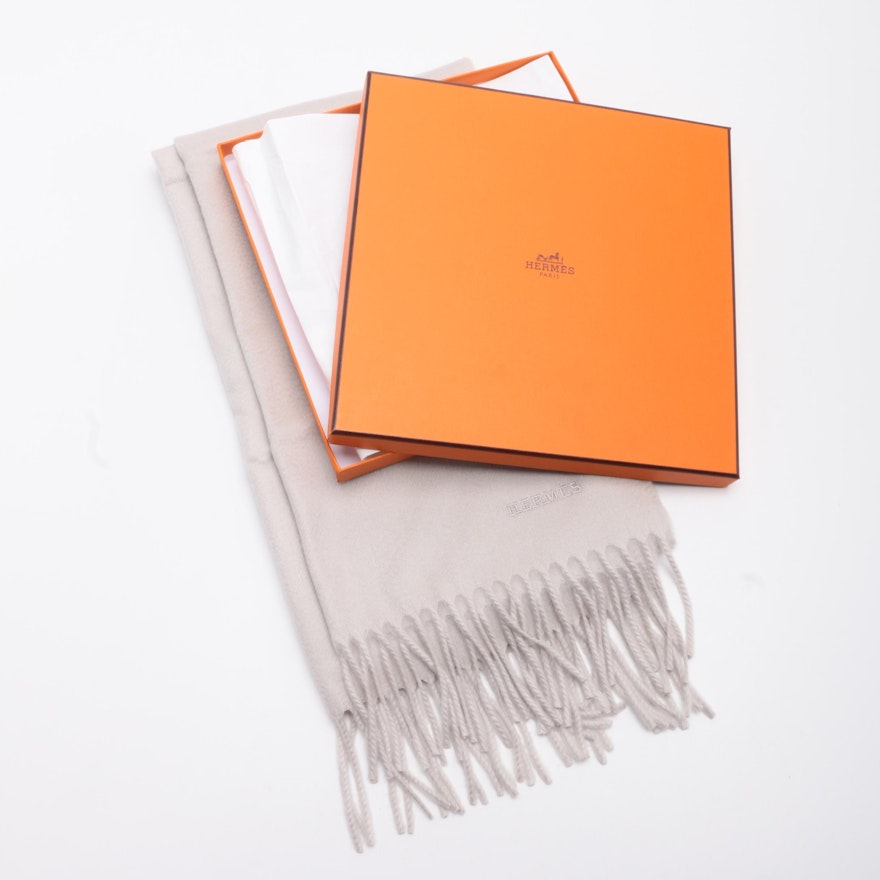 Hermès Cashmere Unie Brodee Muffler