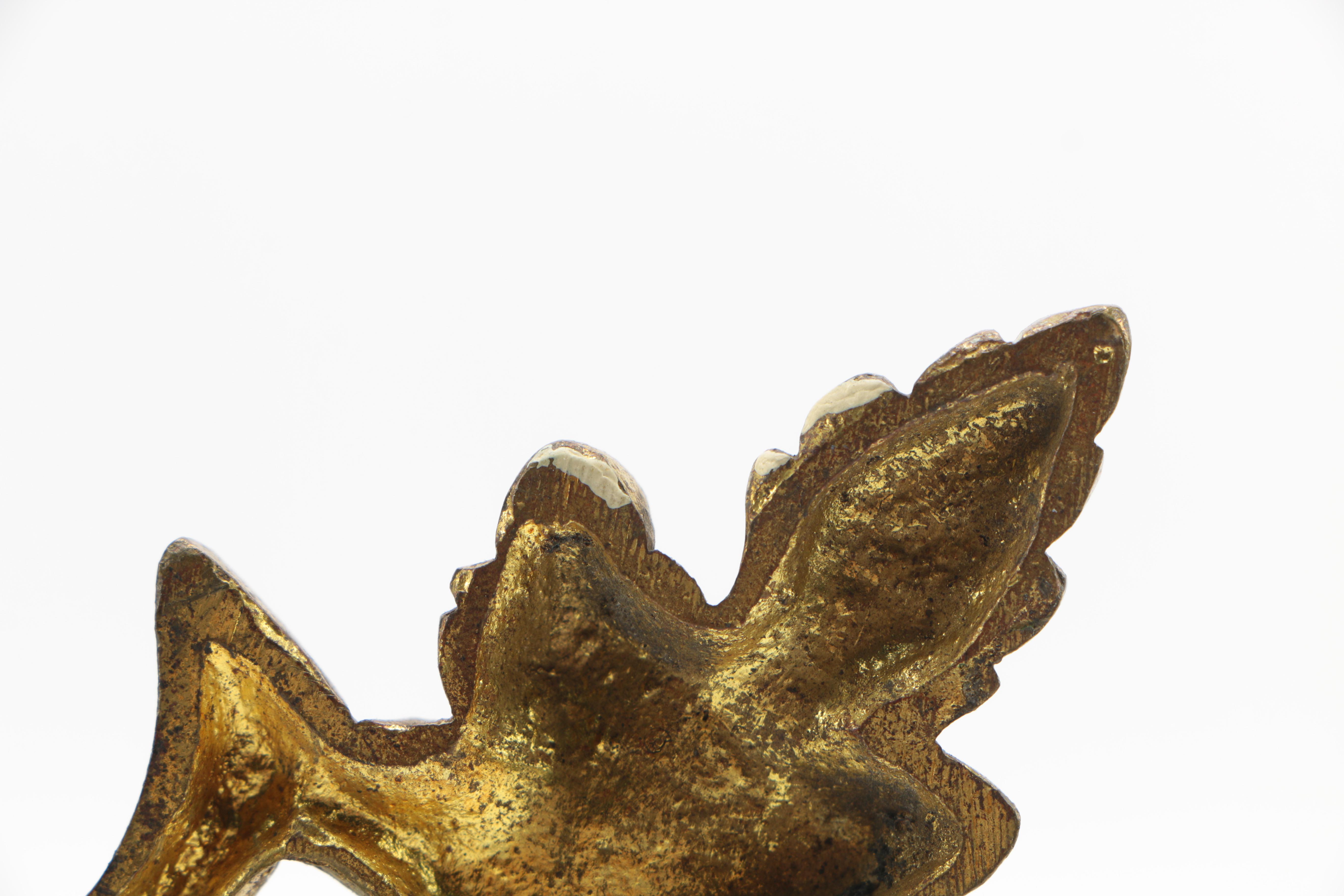 Brass Wall Sconce With White Roses