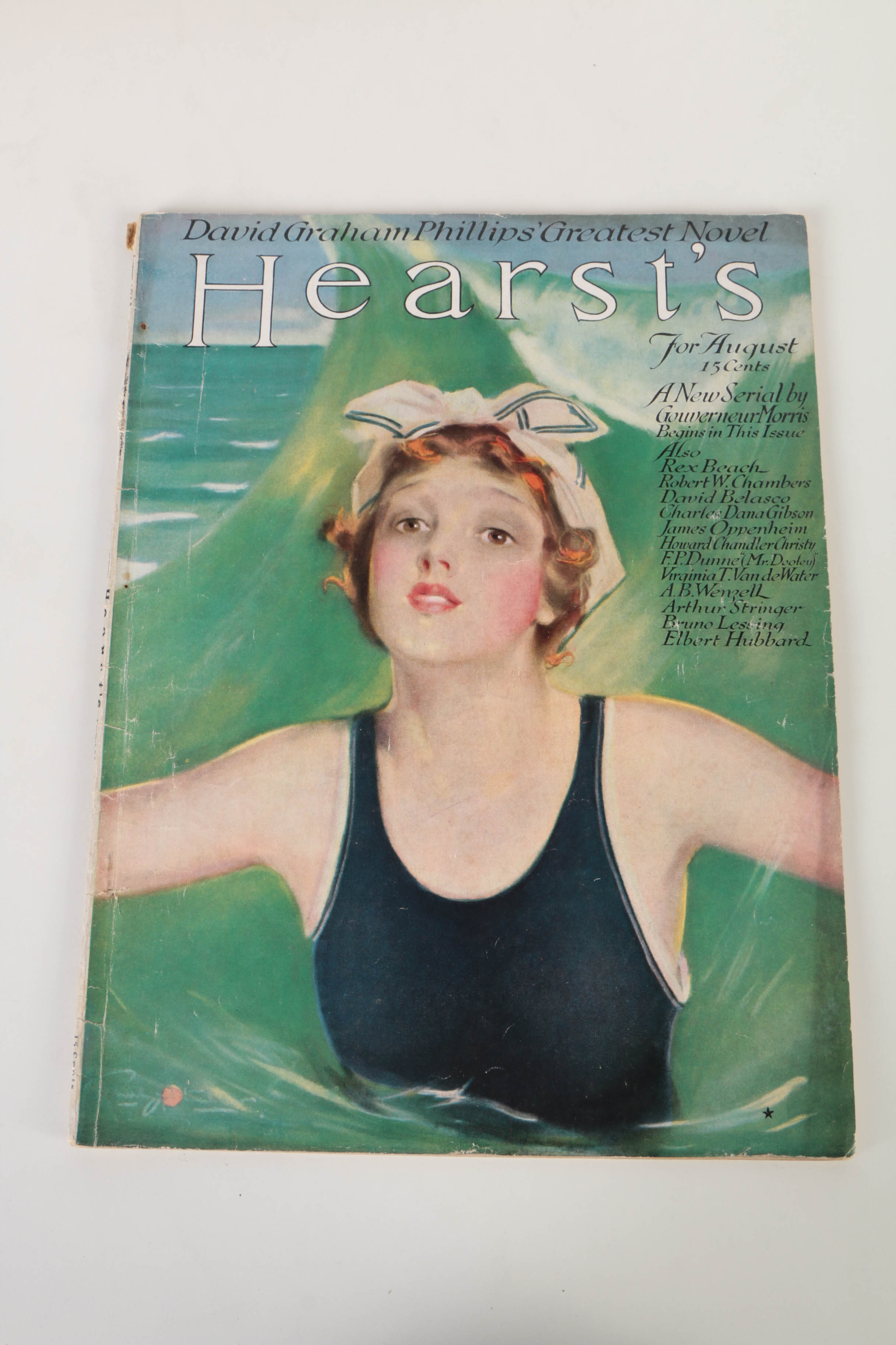 "Hearst's International" and "Cosmopolitan" Magazines