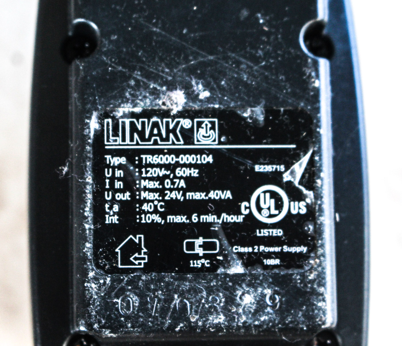 MotionCraft Reclining Loveseat Upholstered in Cream Herringbone