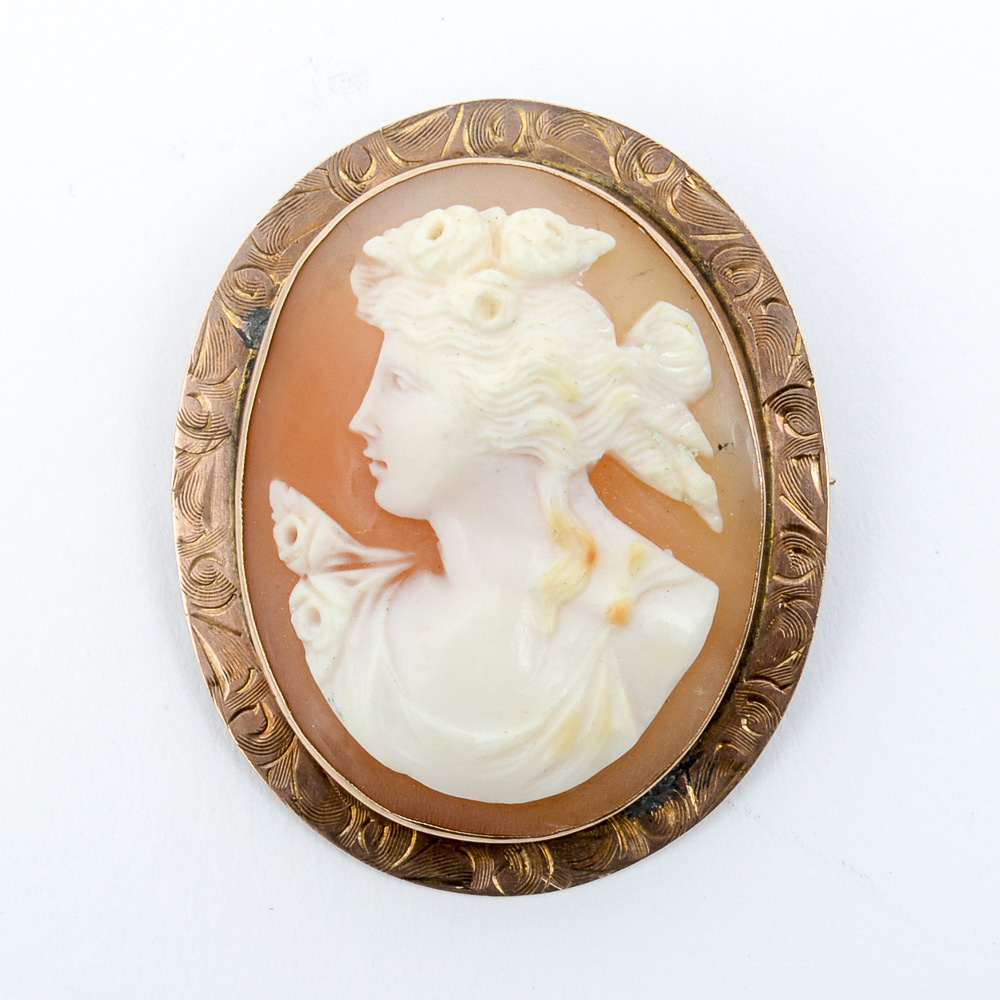 Vintage 10K Yellow Gold and Carved Shell Cameo Pendant Brooch