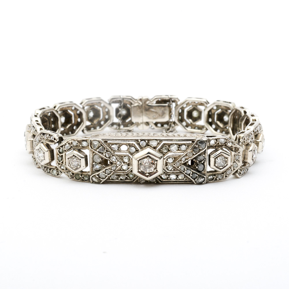 Edwardian Platinum and 3.00 CTW Diamond Link Bracelet