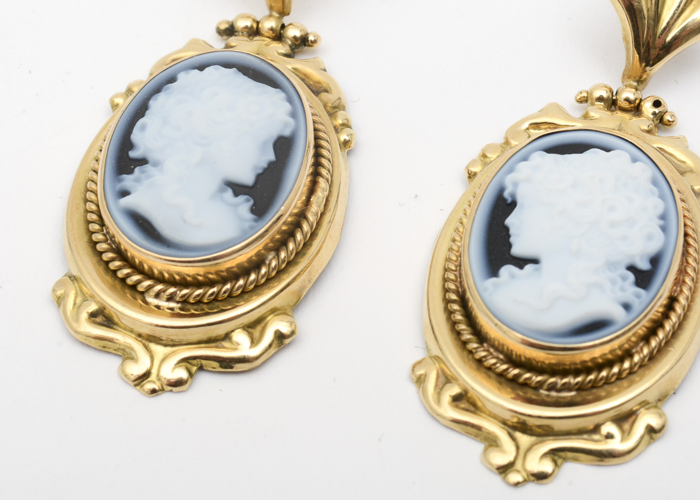 Vintage 18K Yellow Gold and Carved Onyx Cameo Earrings