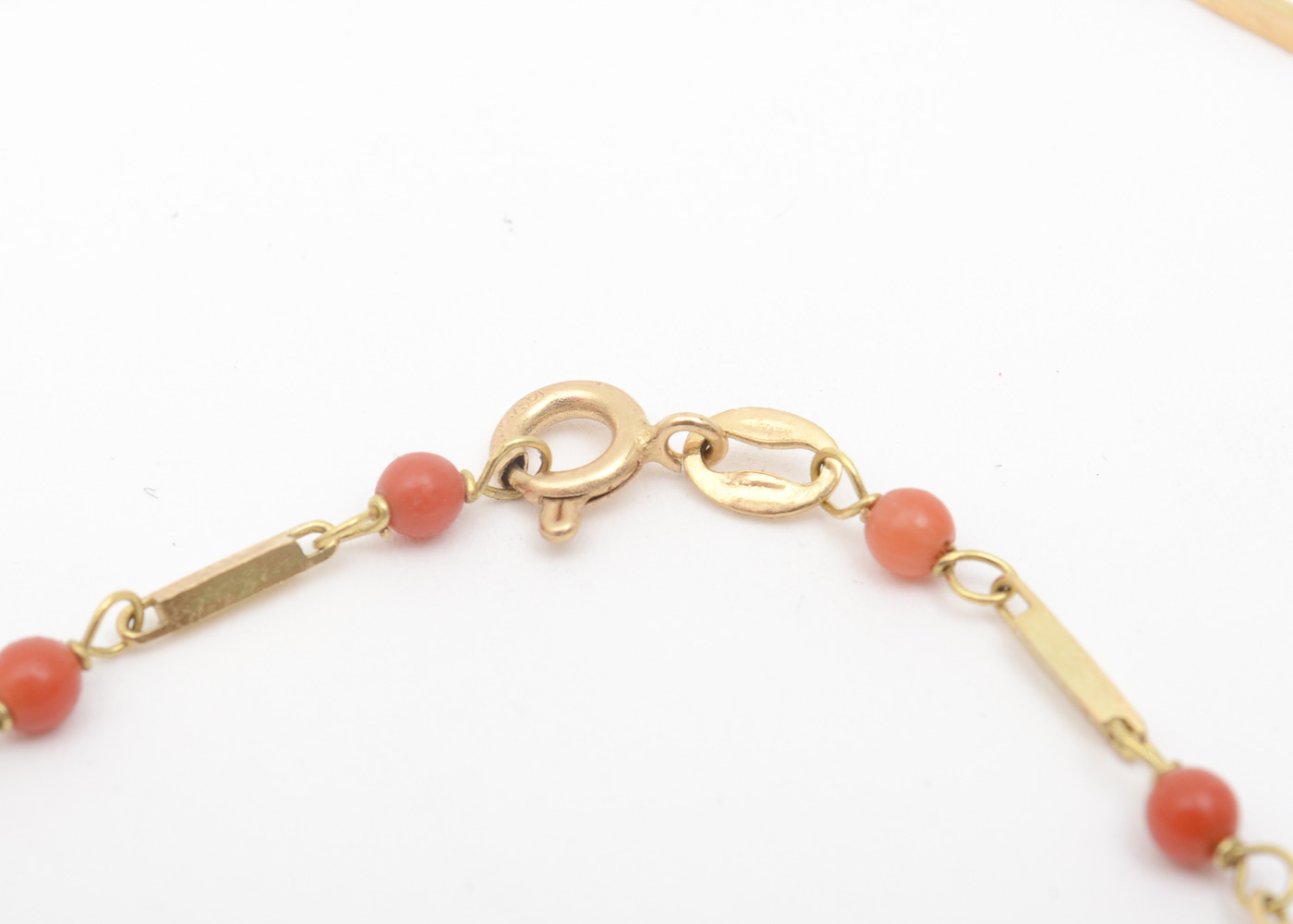 18K Yellow Gold and Coral Demi Parure