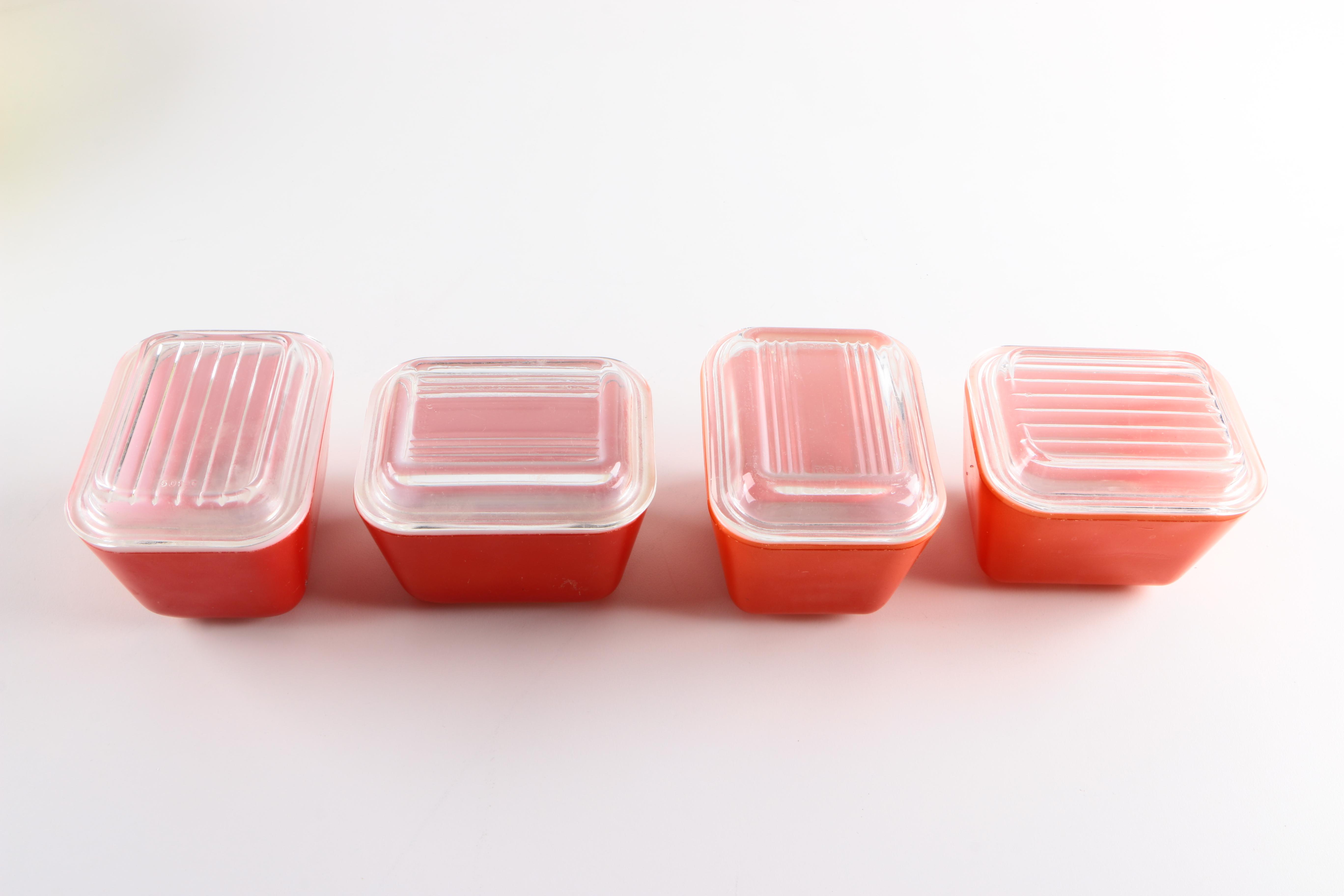 Mid-Century Pyrex Mixing Bowl Set and Pyrex Refrigerator Set