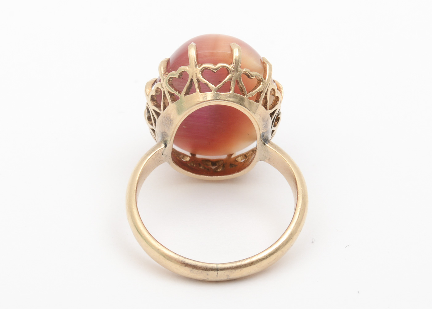 18K Yellow Gold and Red Cat's Eye Quartz Cocktail Ring