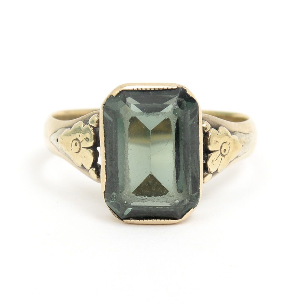 Antique 9K Yellow Gold and Green Glass Solitaire Ring
