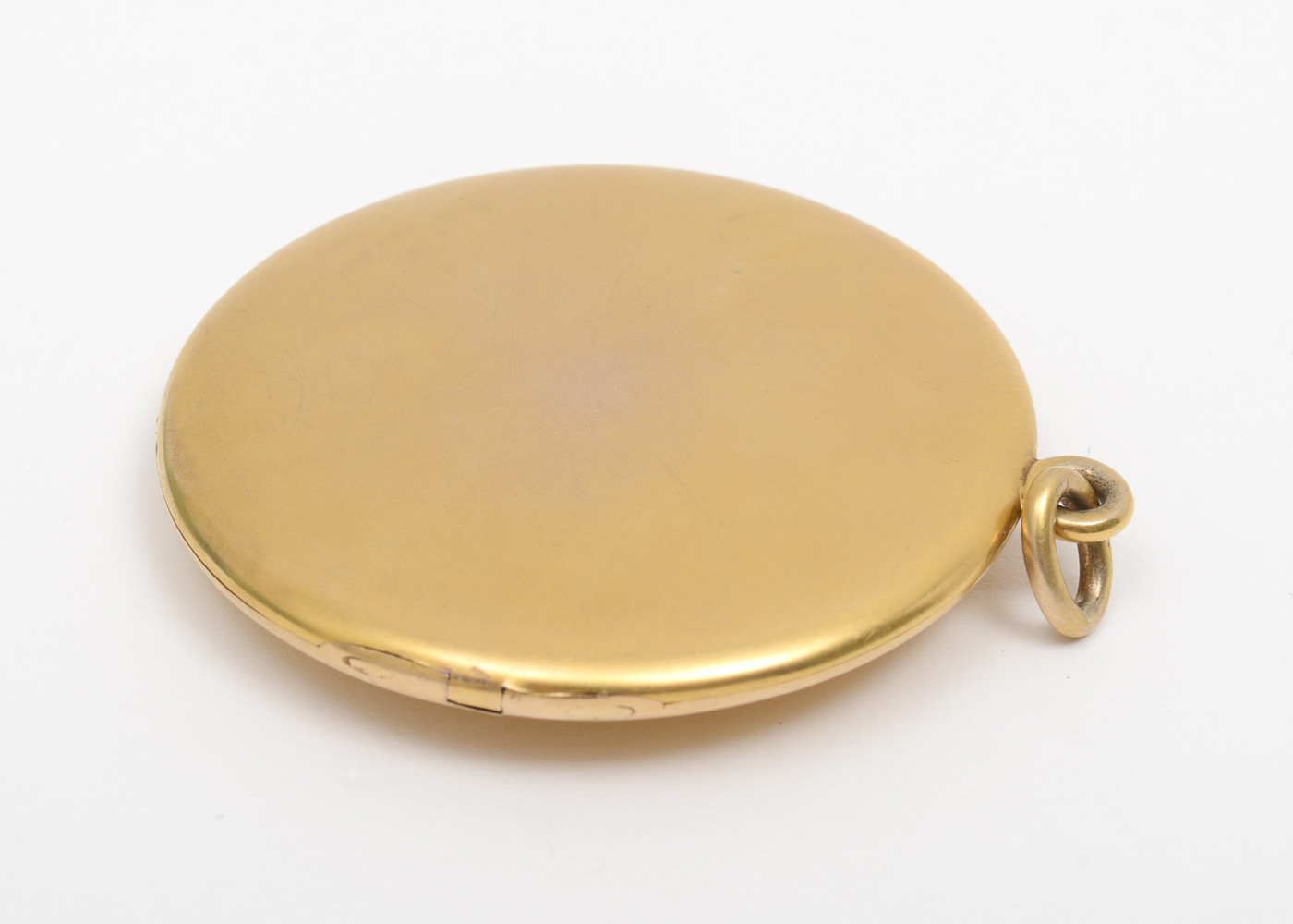 Antique Victorian 14K Yellow Gold and Carved Onyx Cameo Locket