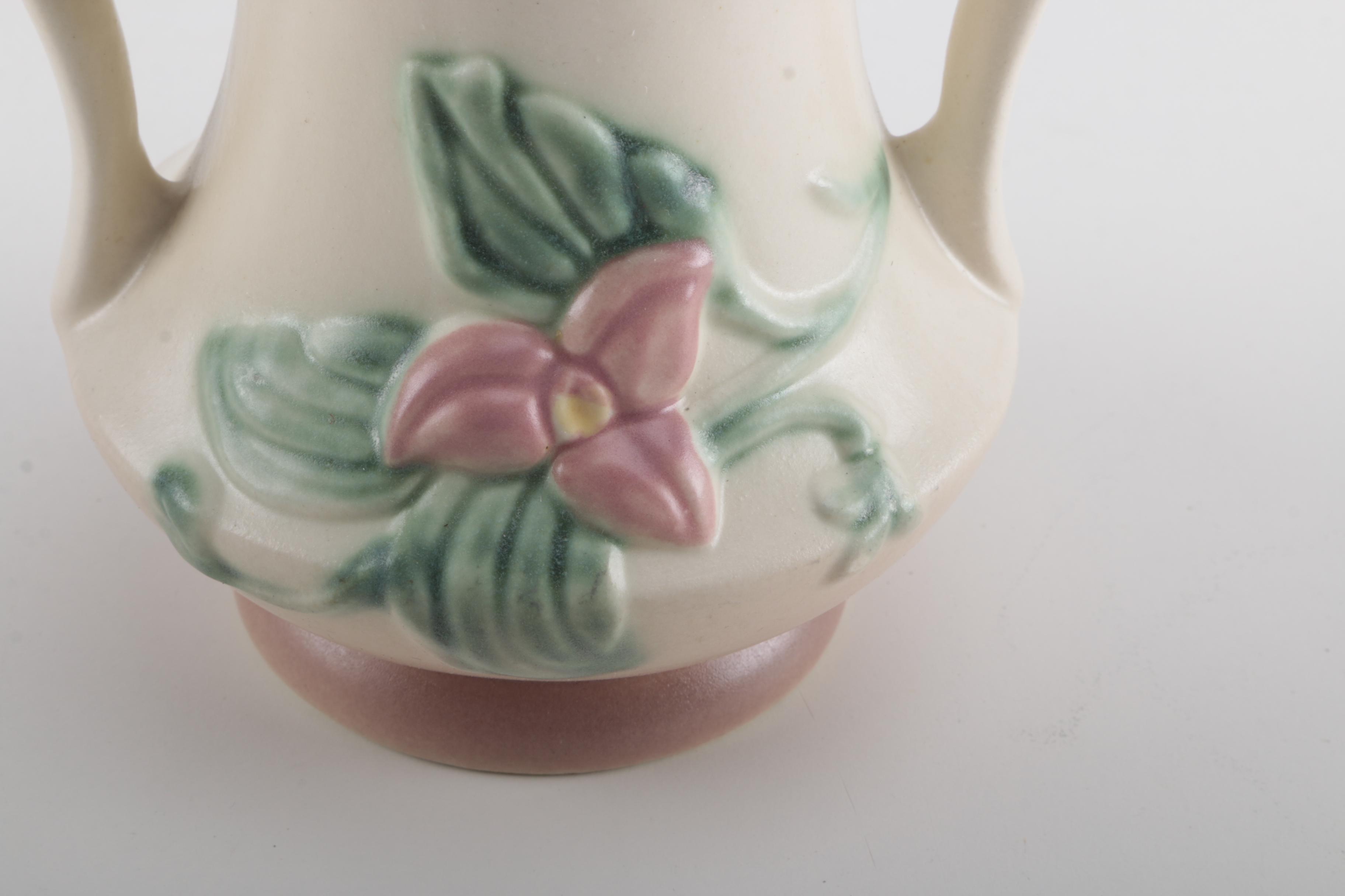 1950's Hull "Magnolia" Flower Vase