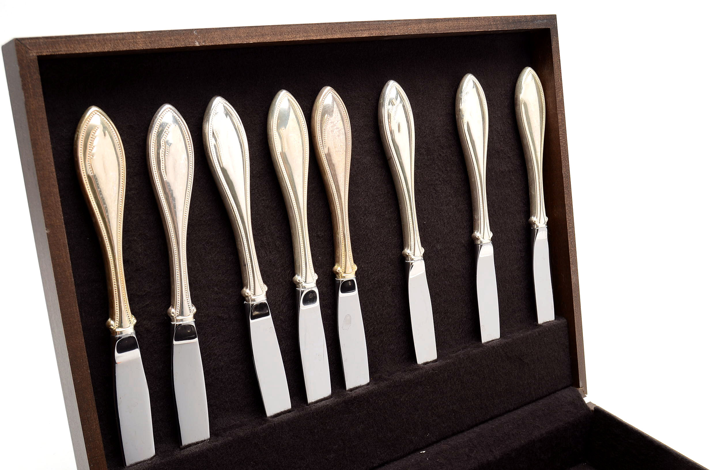 Oneida Silver-Plated "Silver Arbor" Flatware Service For Eight