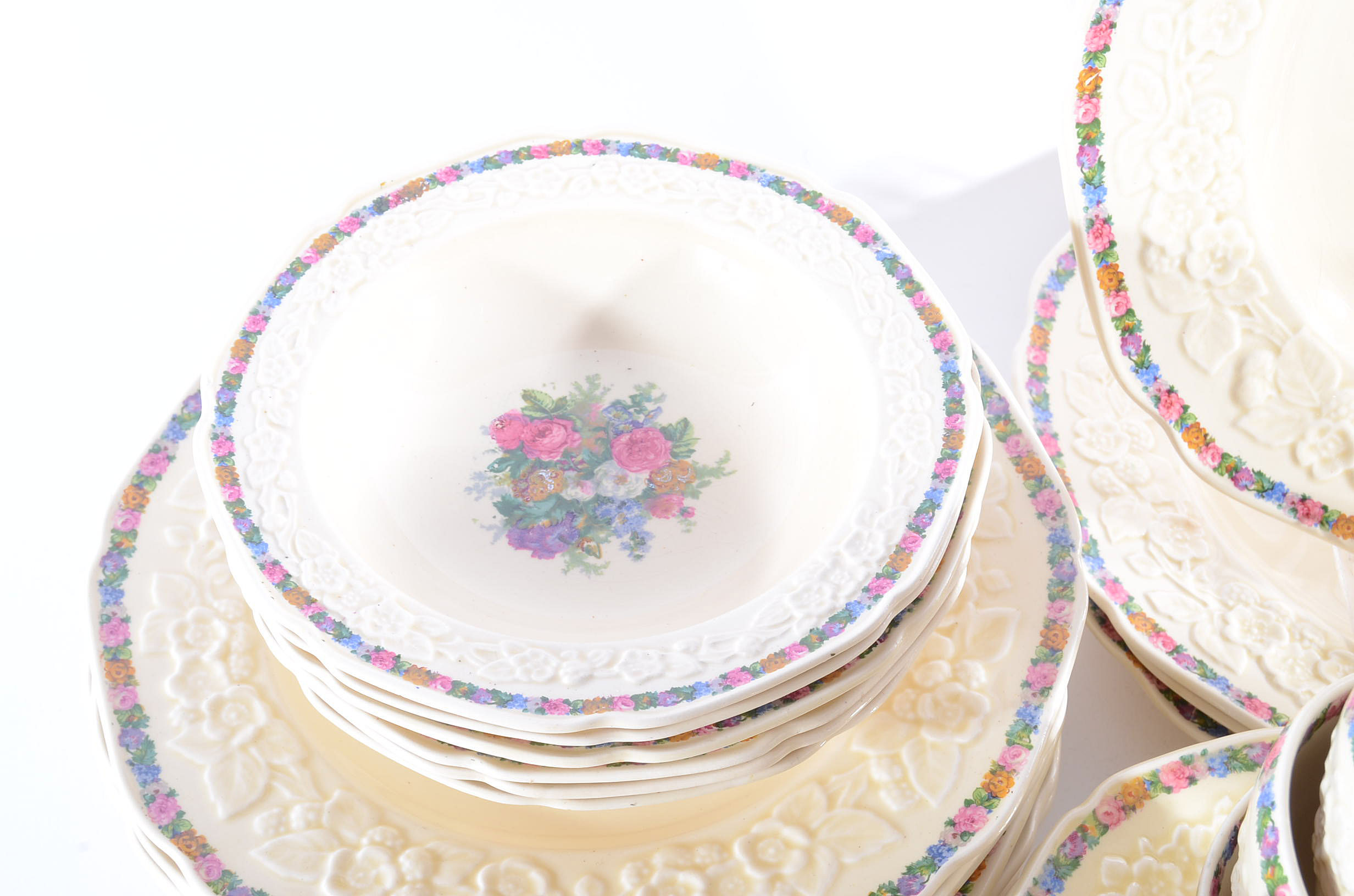 English Crown Ducal "Gainsborough" Pattern China Service